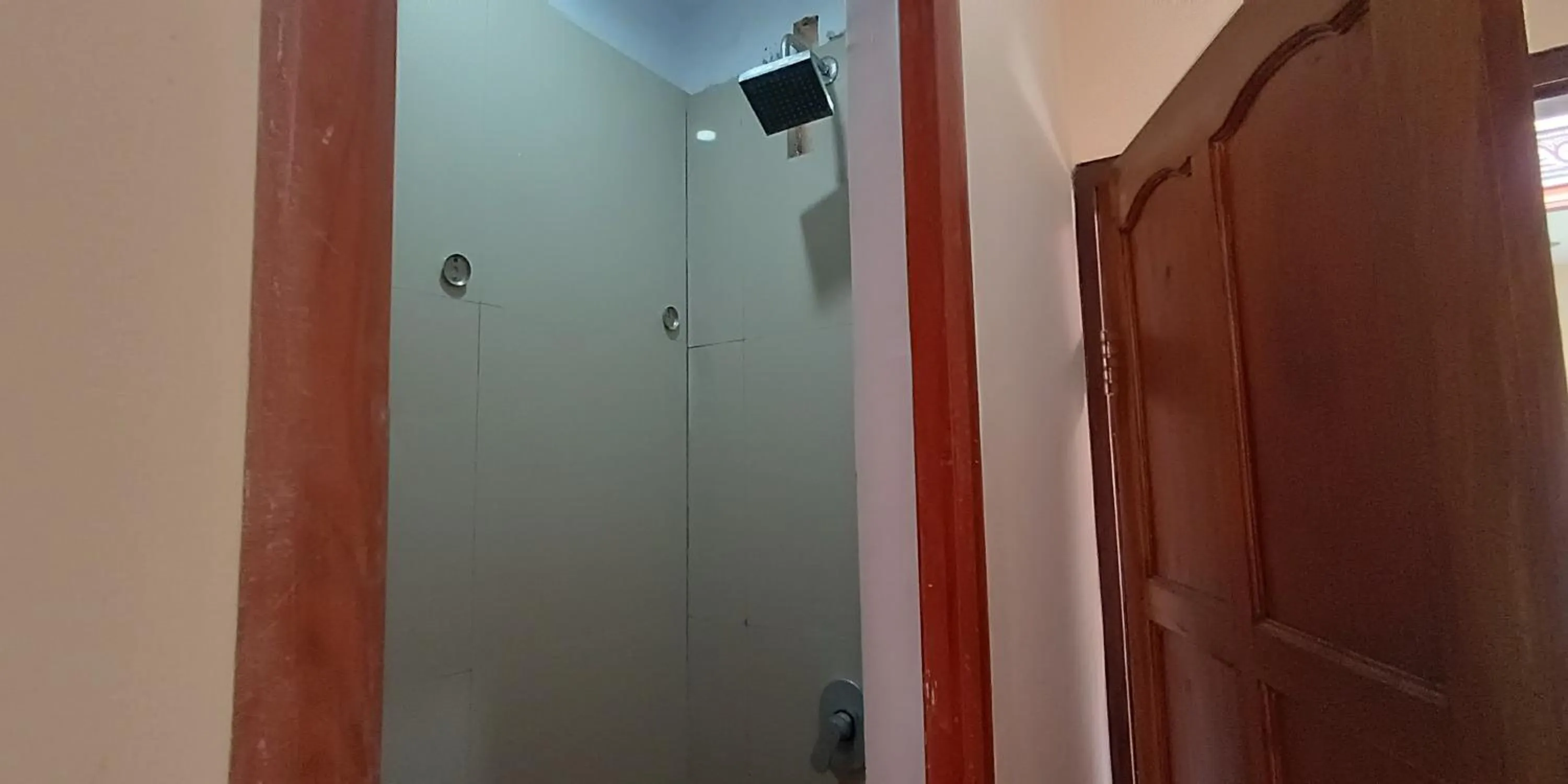 air conditioner in Hotel Lallangan