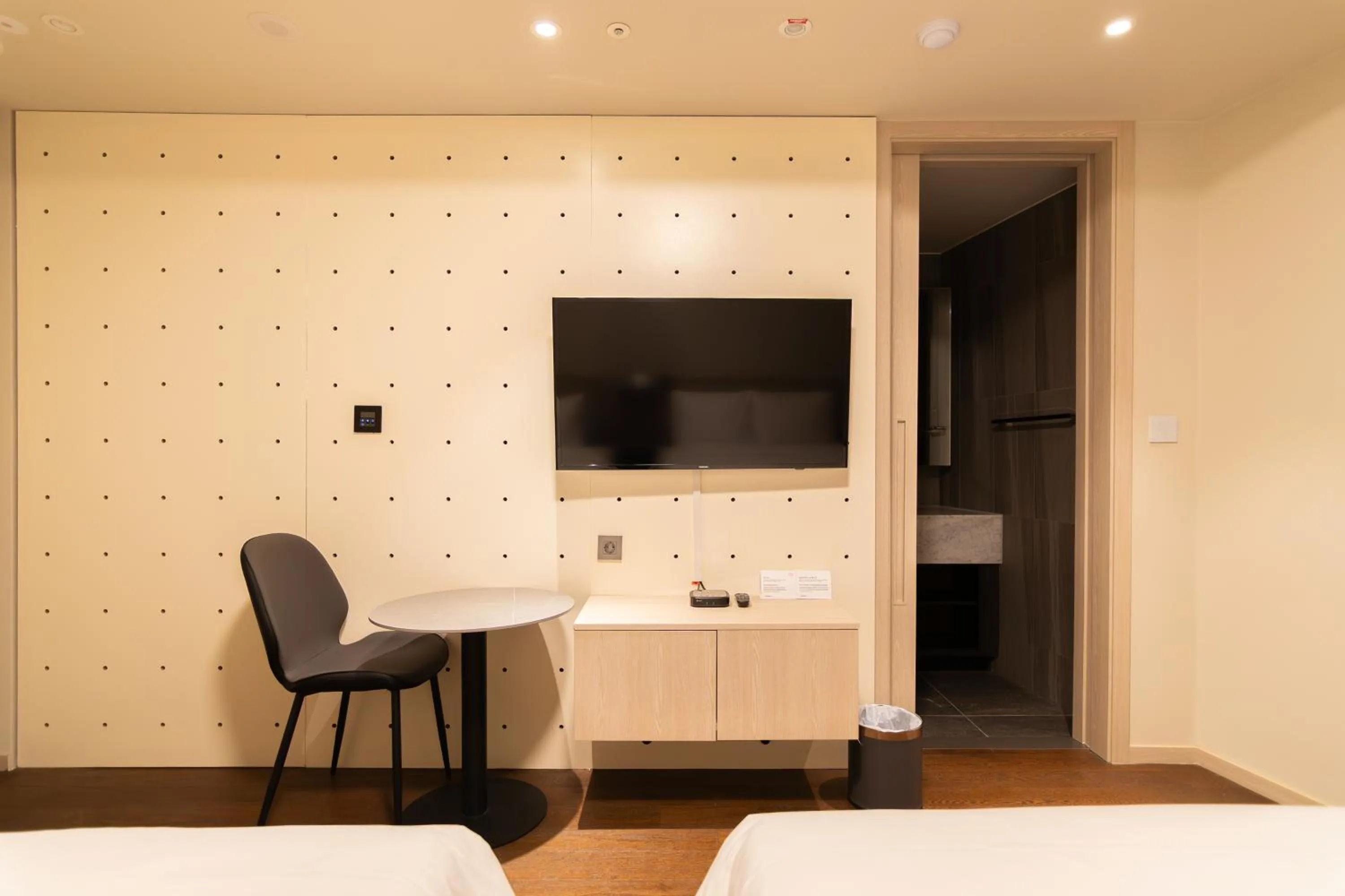 furniture, Bed in HOMES Red Myeongdong