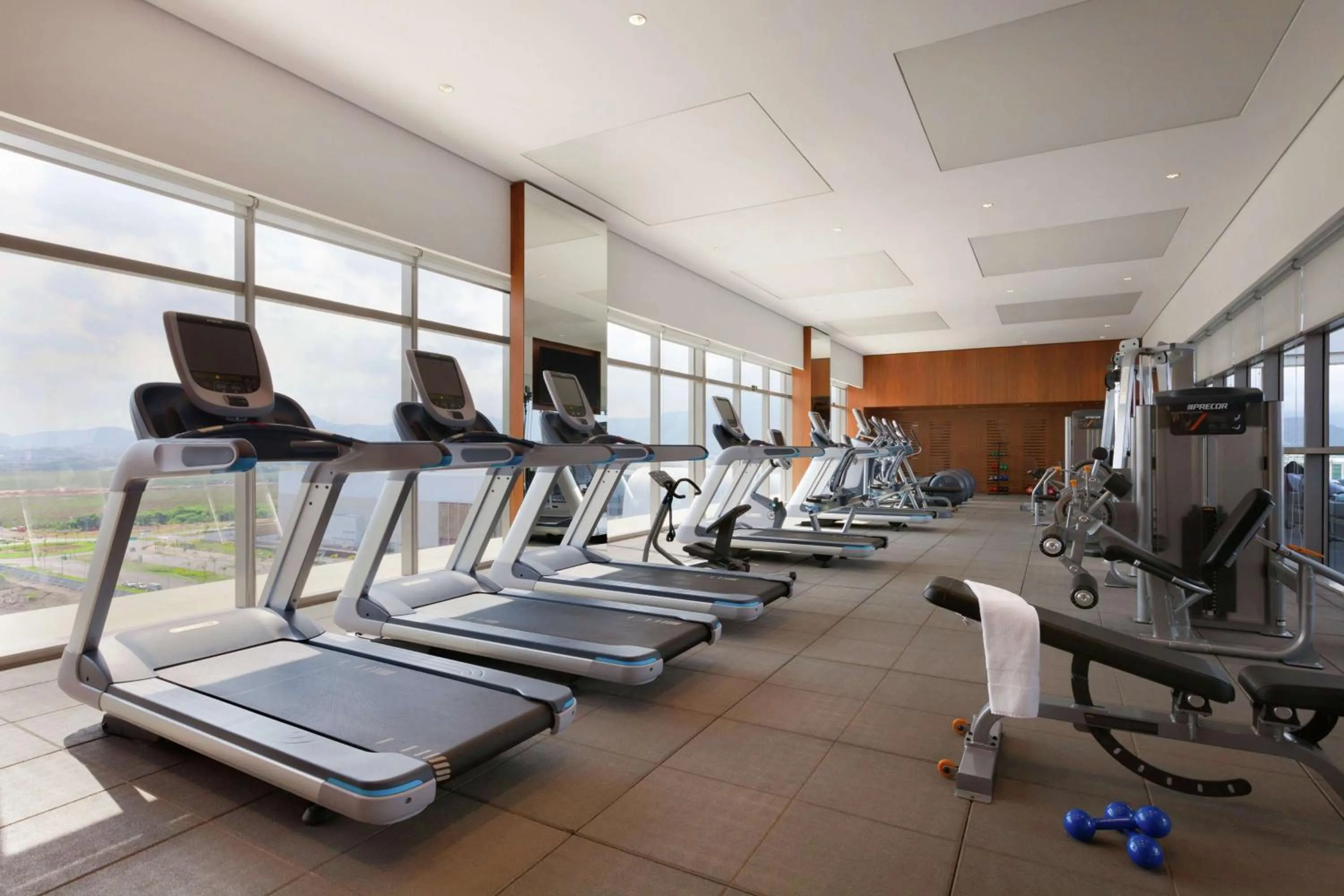 Fitness centre/facilities in Hilton Barra Rio de Janeiro
