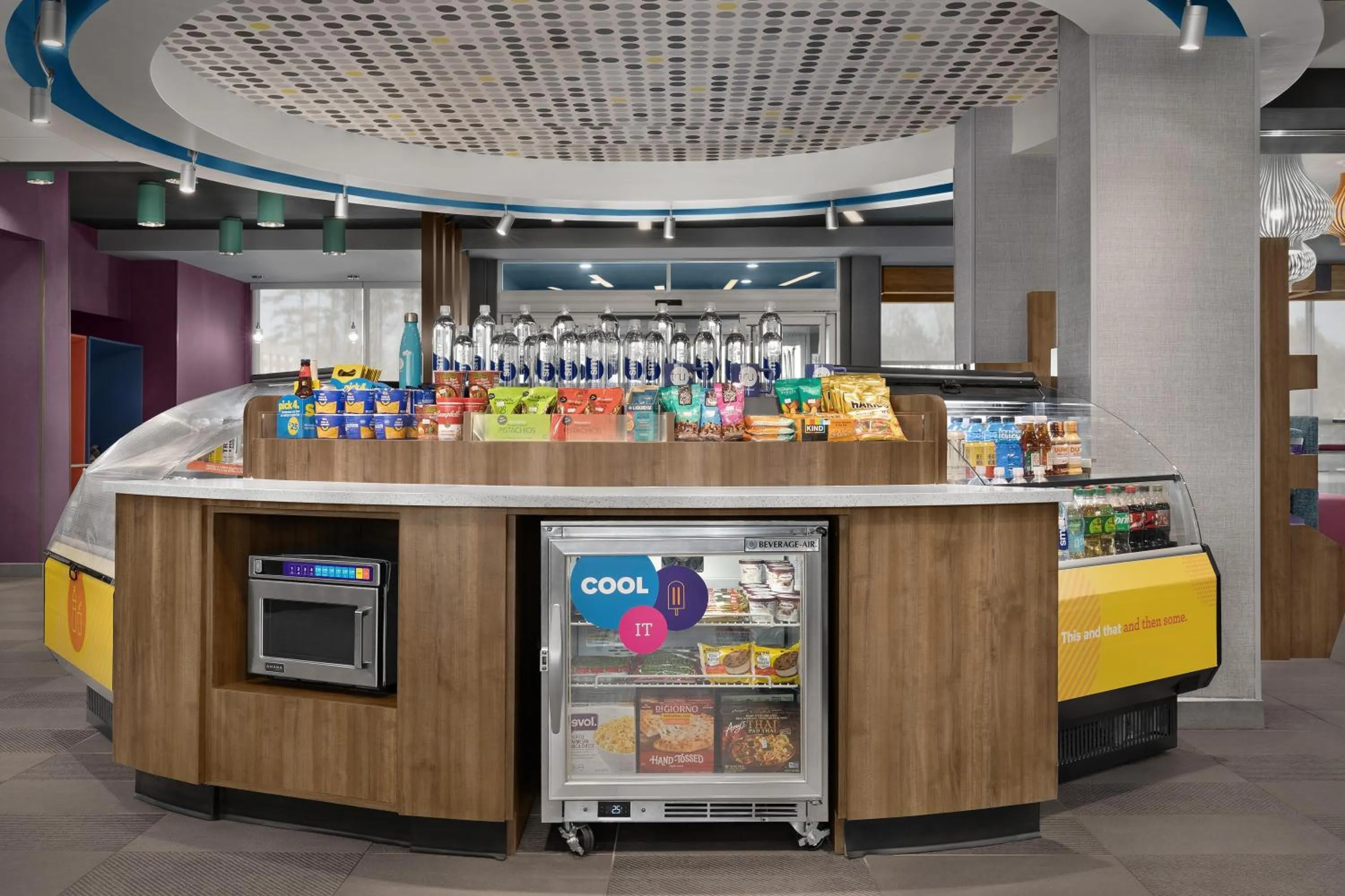 Restaurant/places to eat in Tru By Hilton Stockbridge