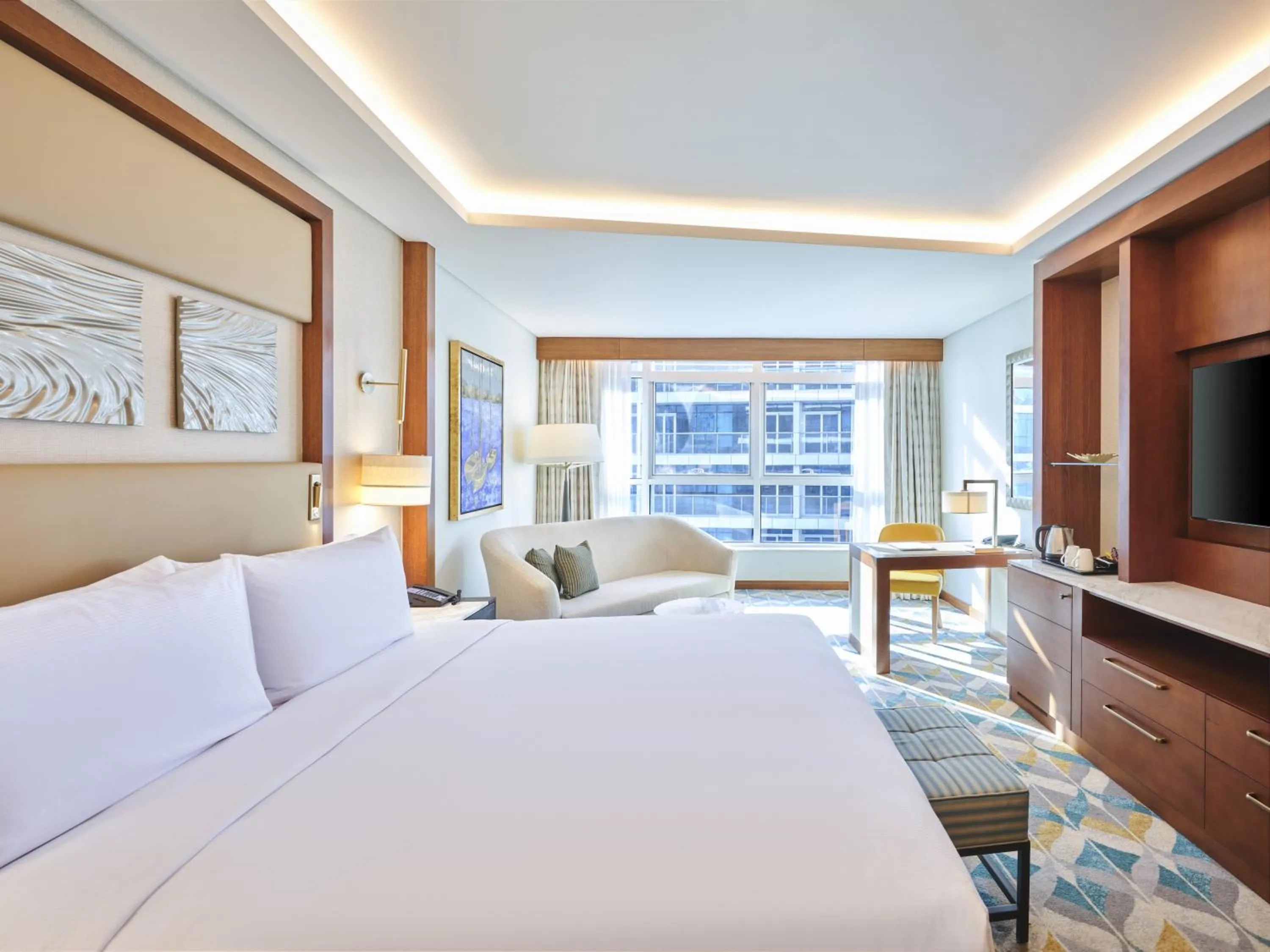 Bed in Hilton Cairo Nile Maadi