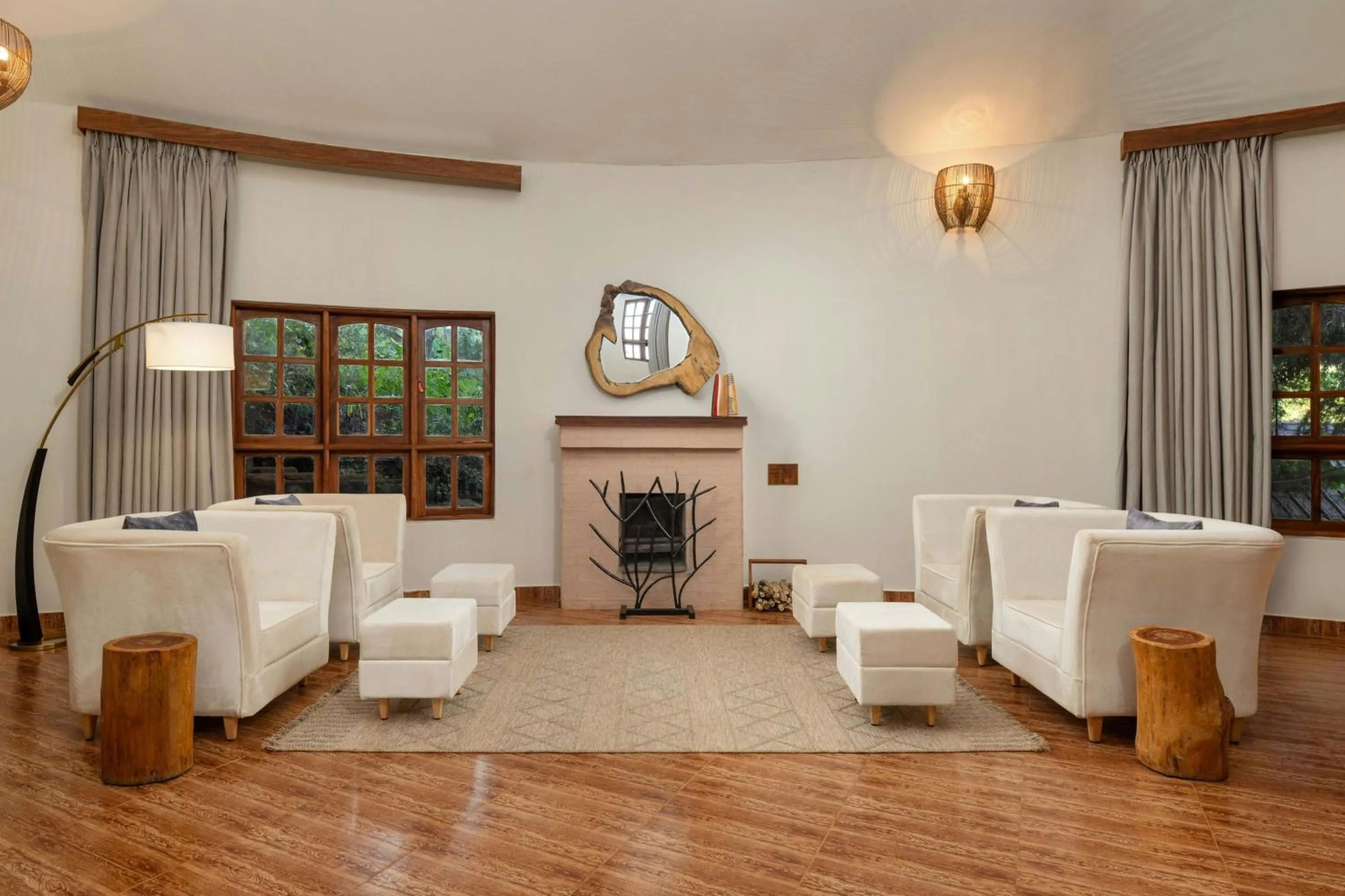 Lounge or bar in Turaco Ngorongoro Valley, a Tribute Portfolio Lodge