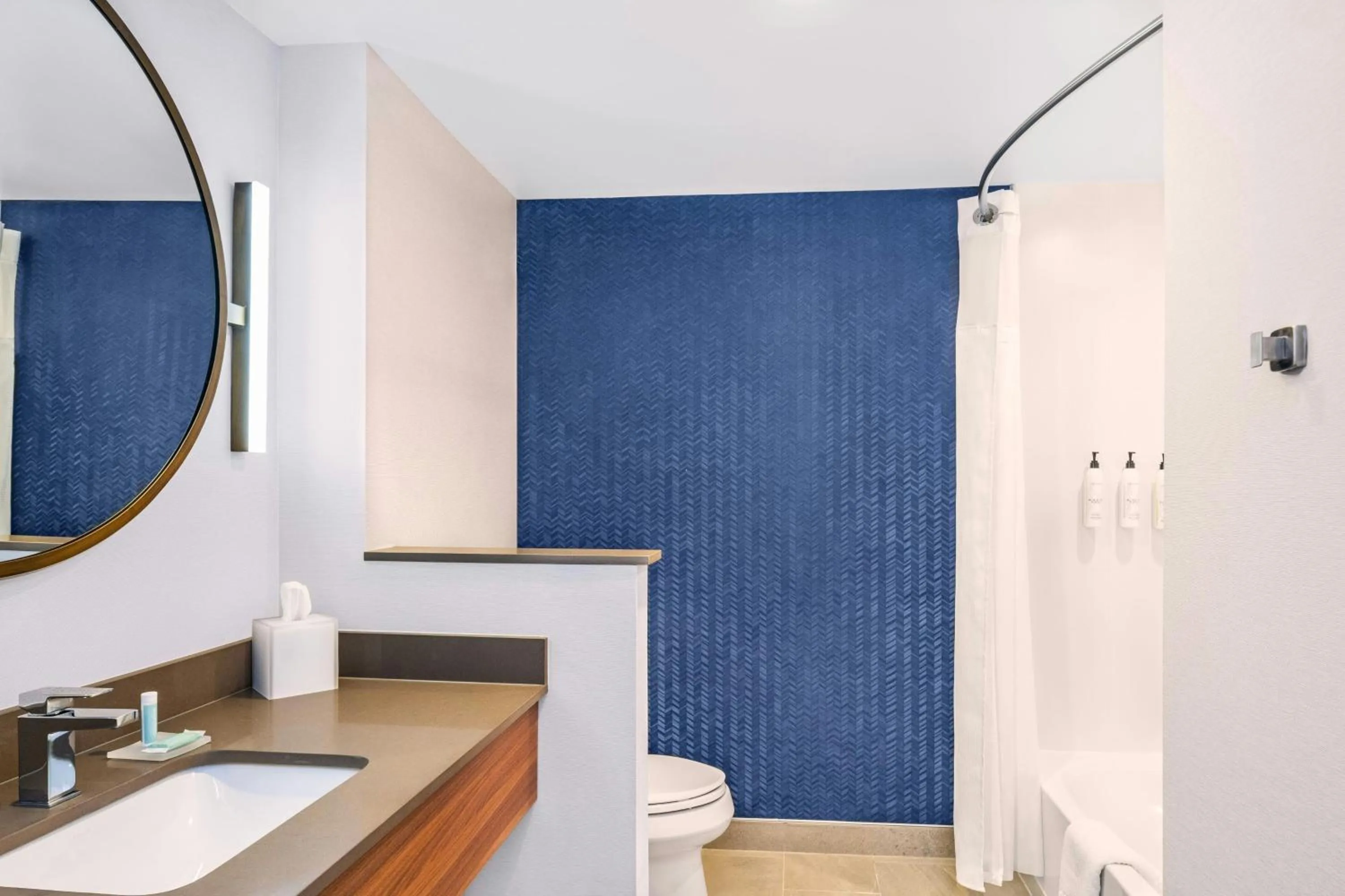 Bathroom in Fairfield by Marriott Inn & Suites Gravenhurst Muskoka