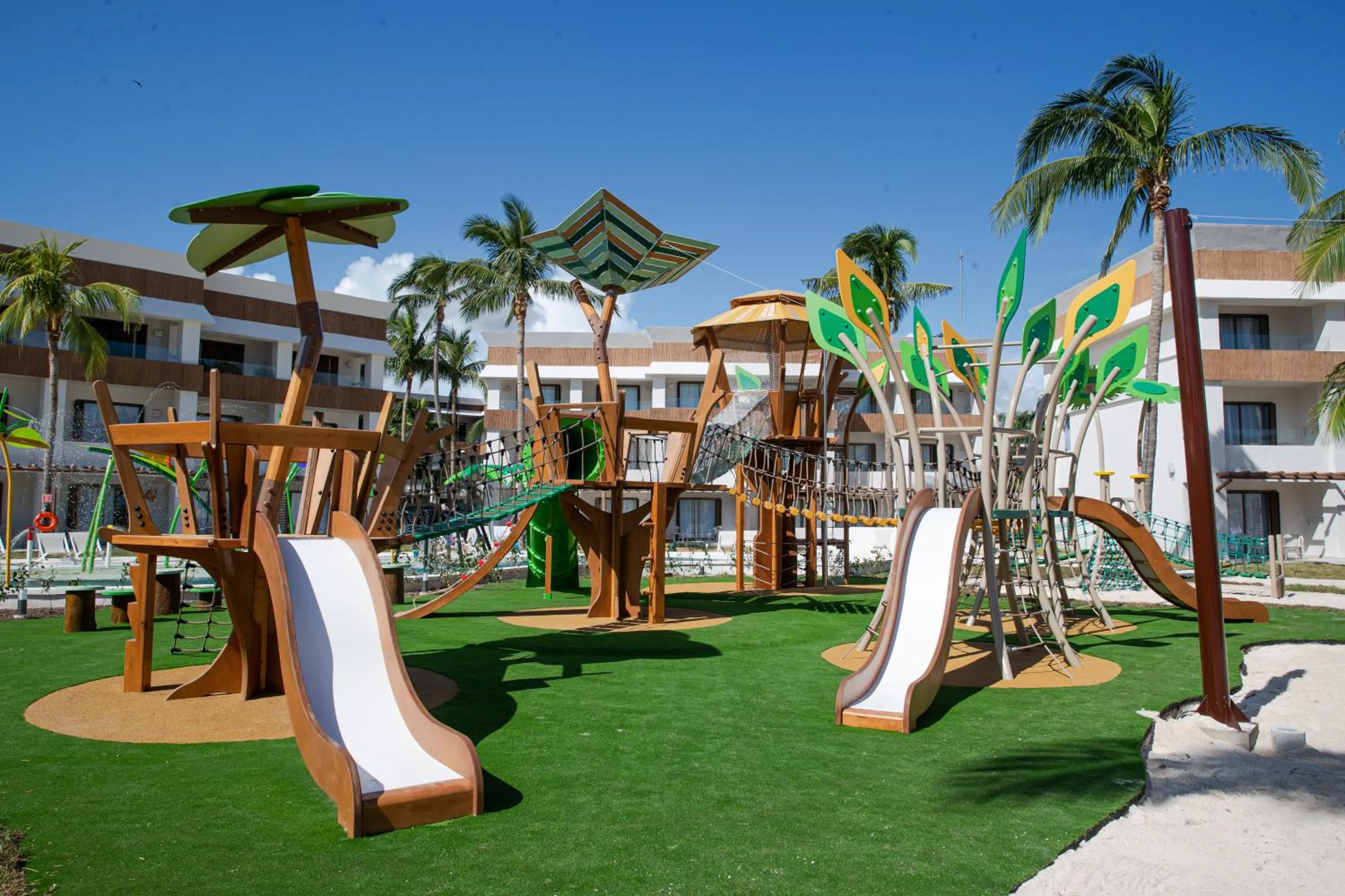 Spring in Bahia Principe Grand Tulum - All Inclusive