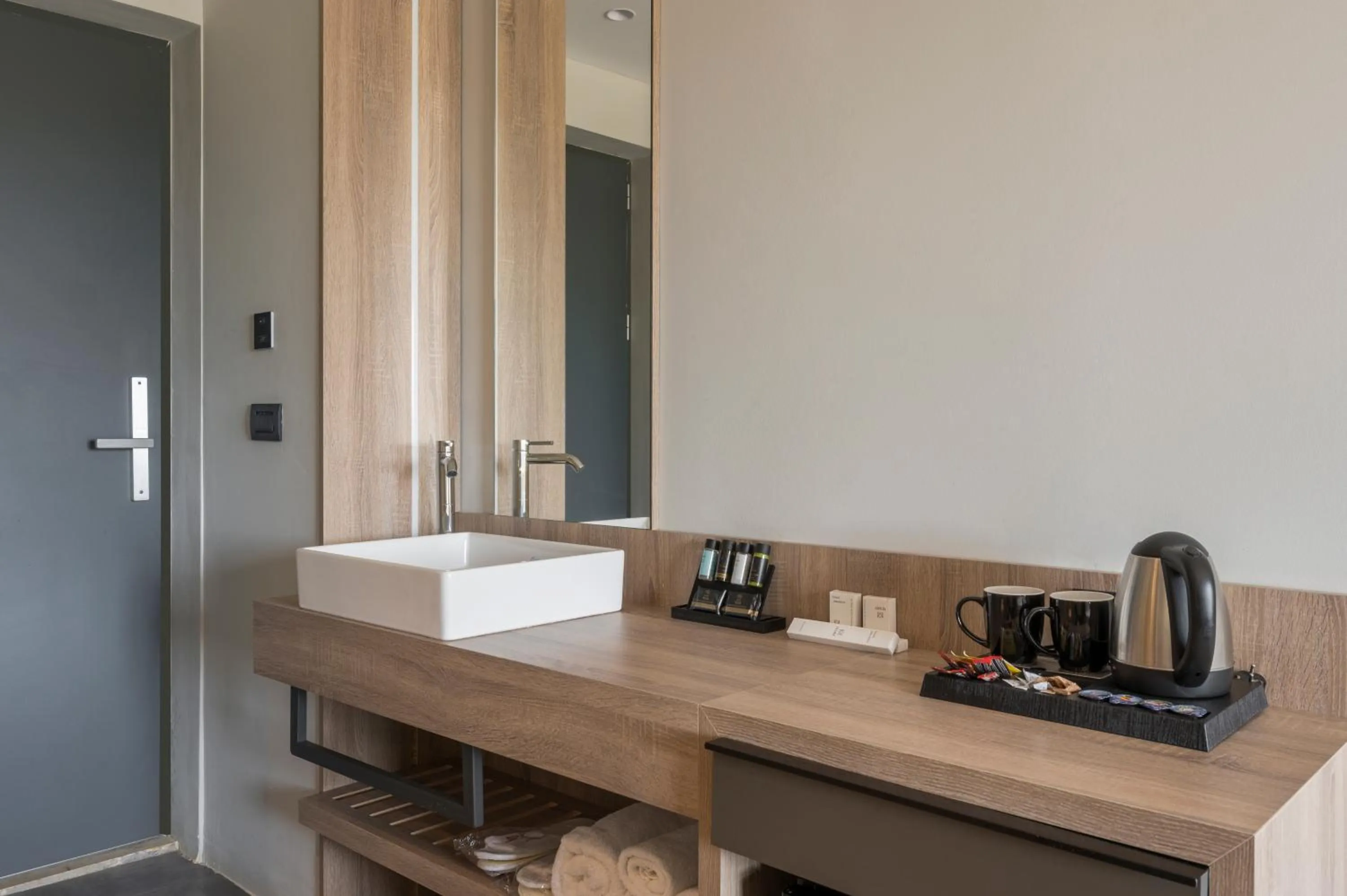 Coffee/tea facilities in Mare Village Hotel