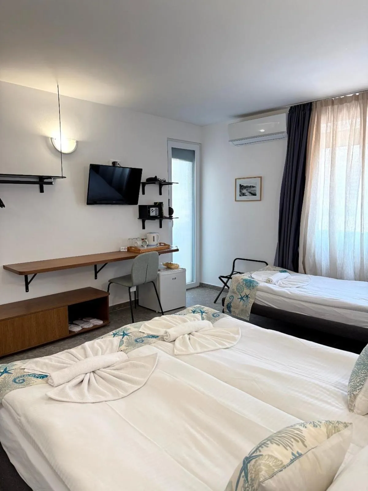 Bed in Hotel Mistral