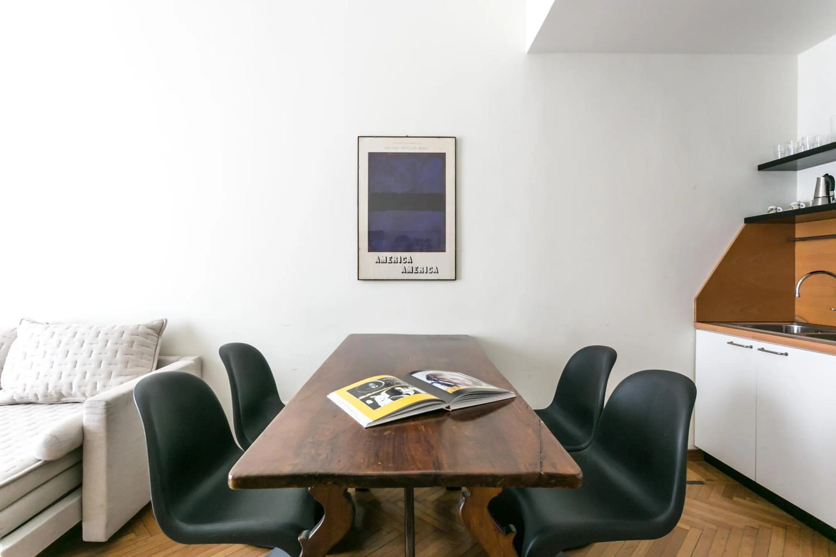 Dining area in Italianway Easy - Da Procida 25