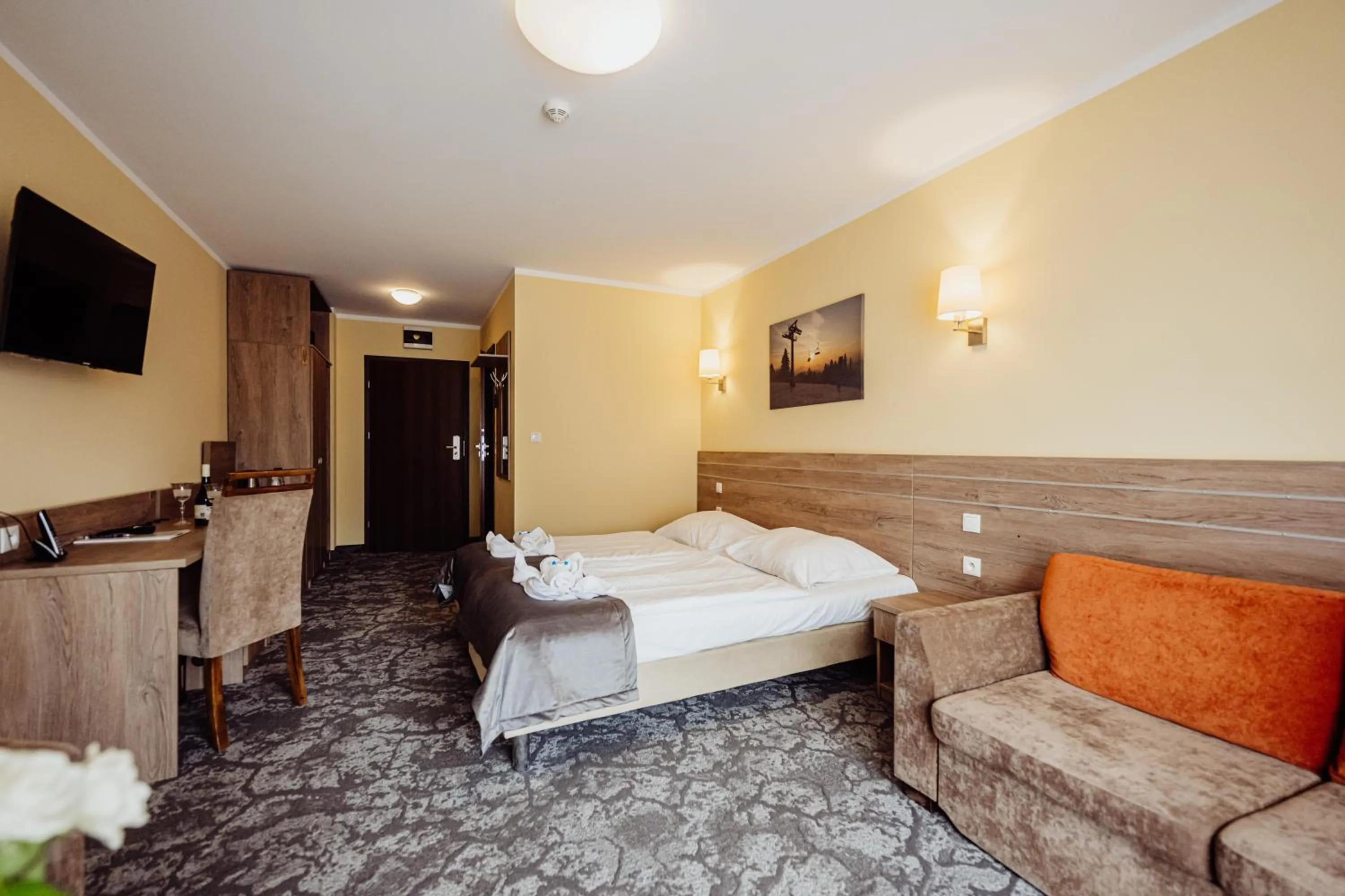 Photo of the whole room, Bed in Hotel Na Skarpie