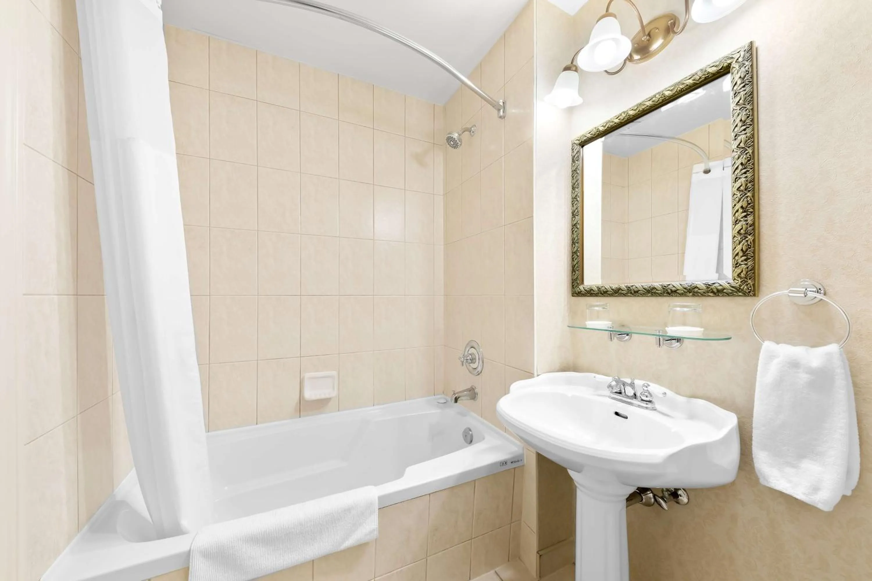 Bathroom in The Arlington Hotel - BW Signature Collection