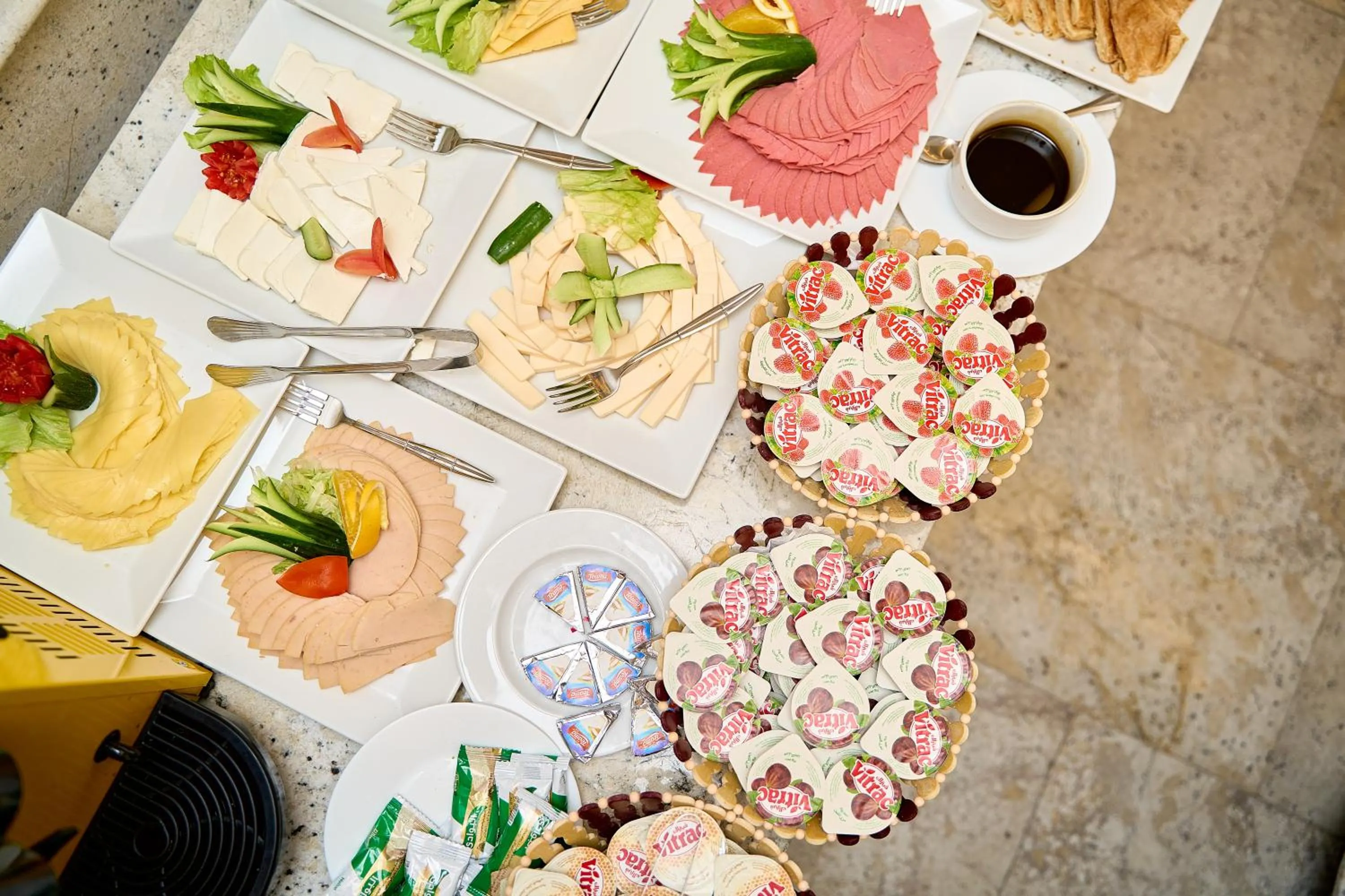 Breakfast in Pyramids Plateau Hotel