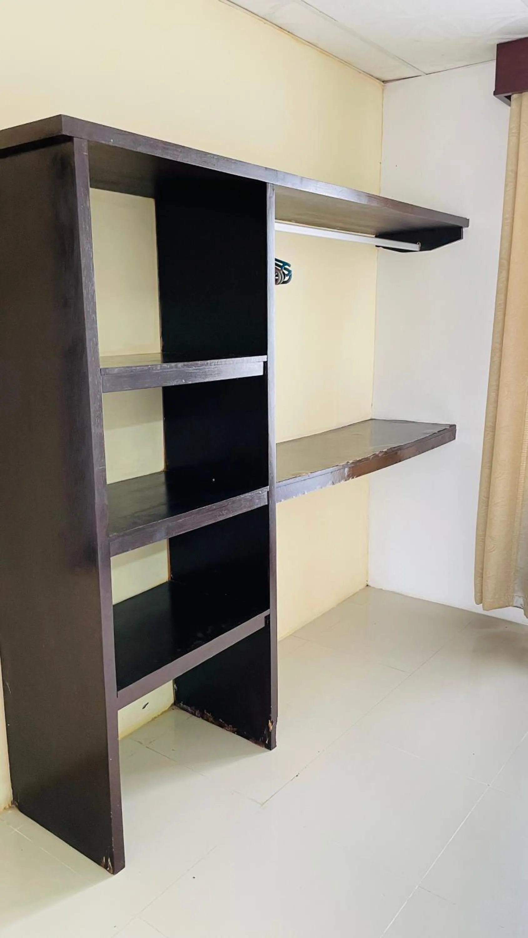 wardrobe in Hotel Rosalinda Campestre del Llano