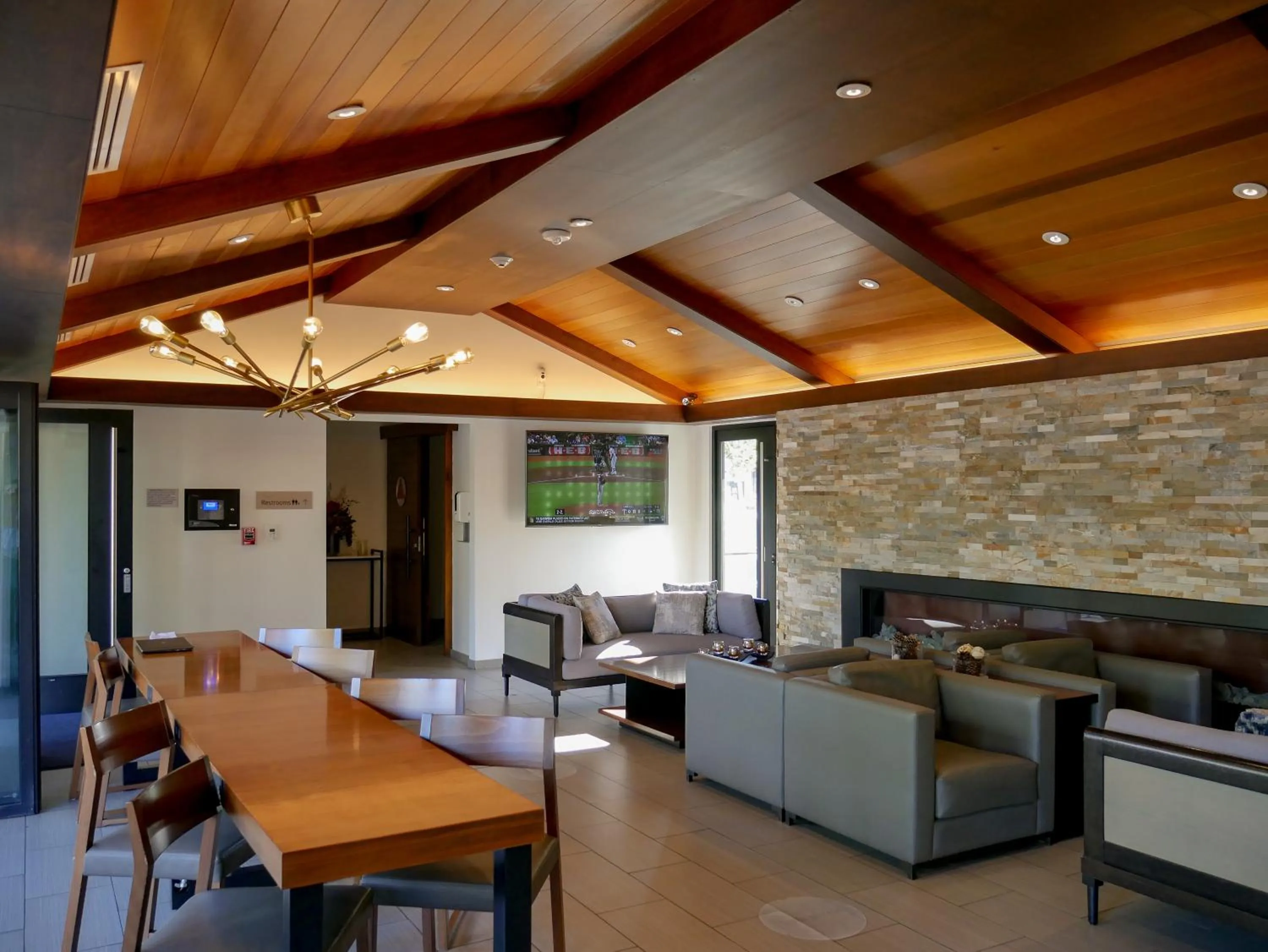 Lobby or reception in The Nest Hotel Palo Alto