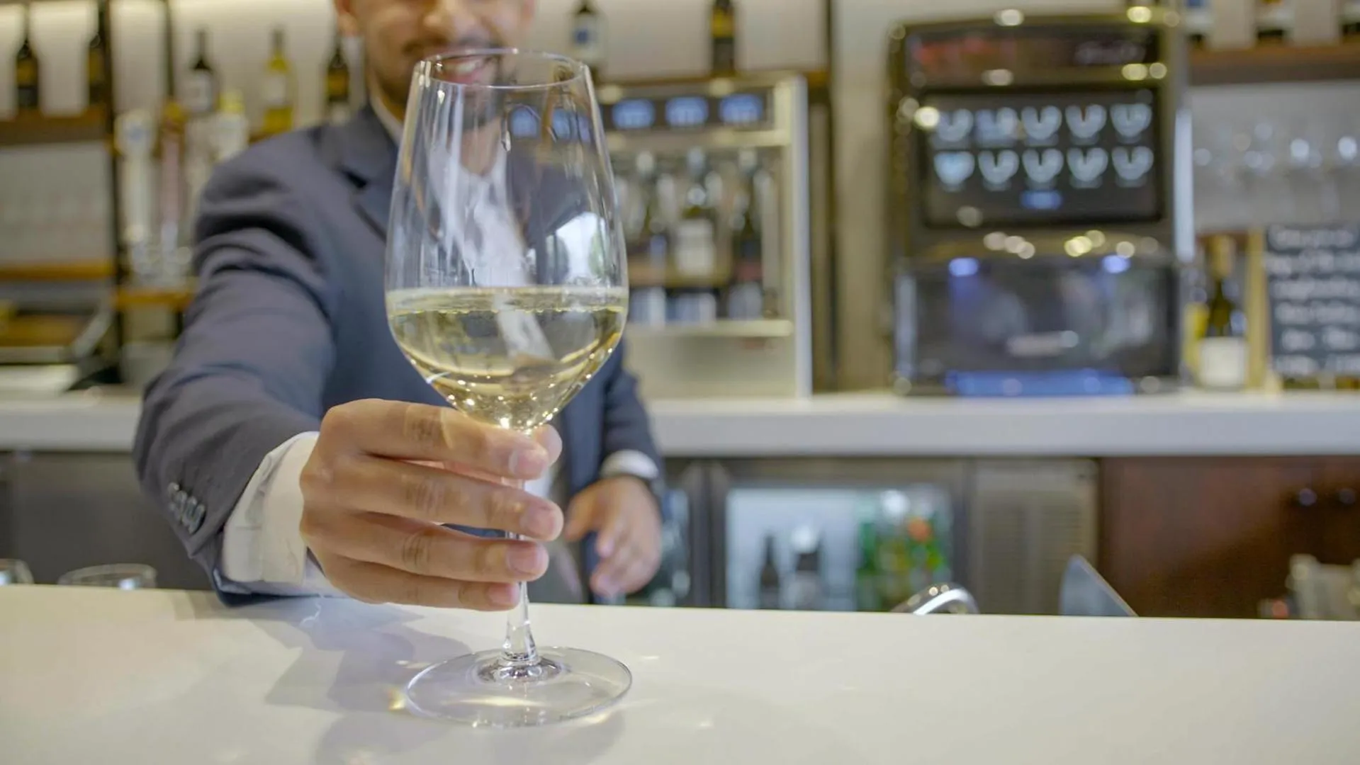 Lounge or bar in The Nest Hotel Palo Alto