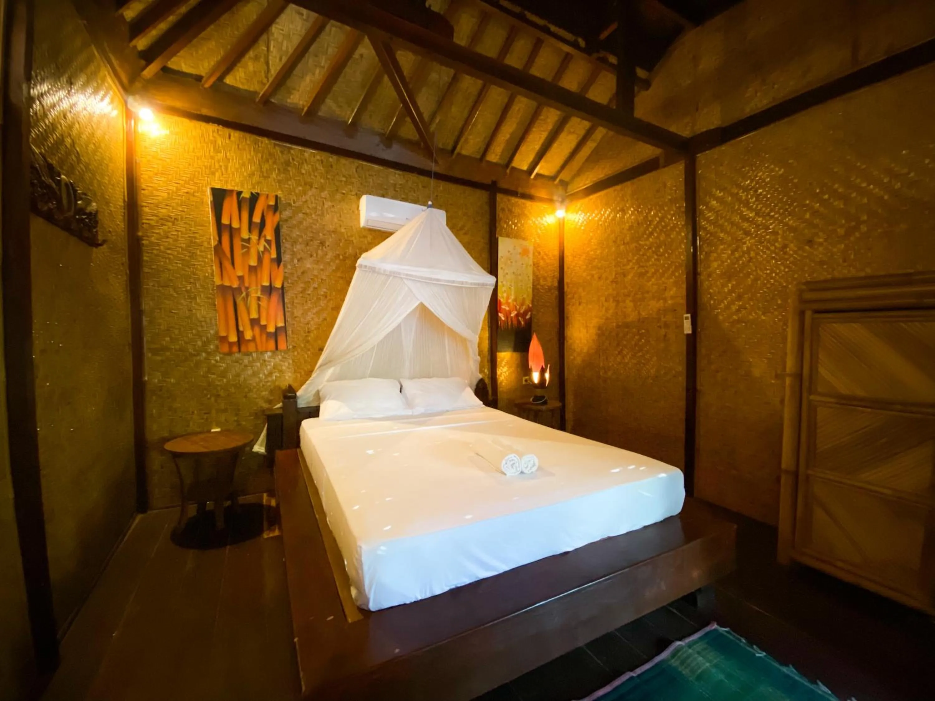 Bed in Sejuk Cottages