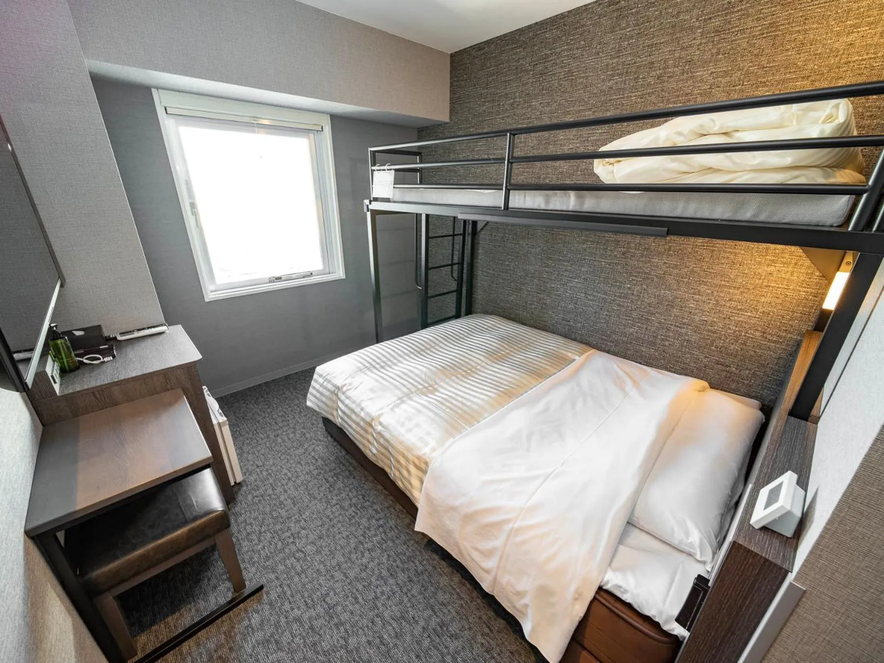 Bed in SUPER HOTEL Ikebukuro West Natural Hot Spring