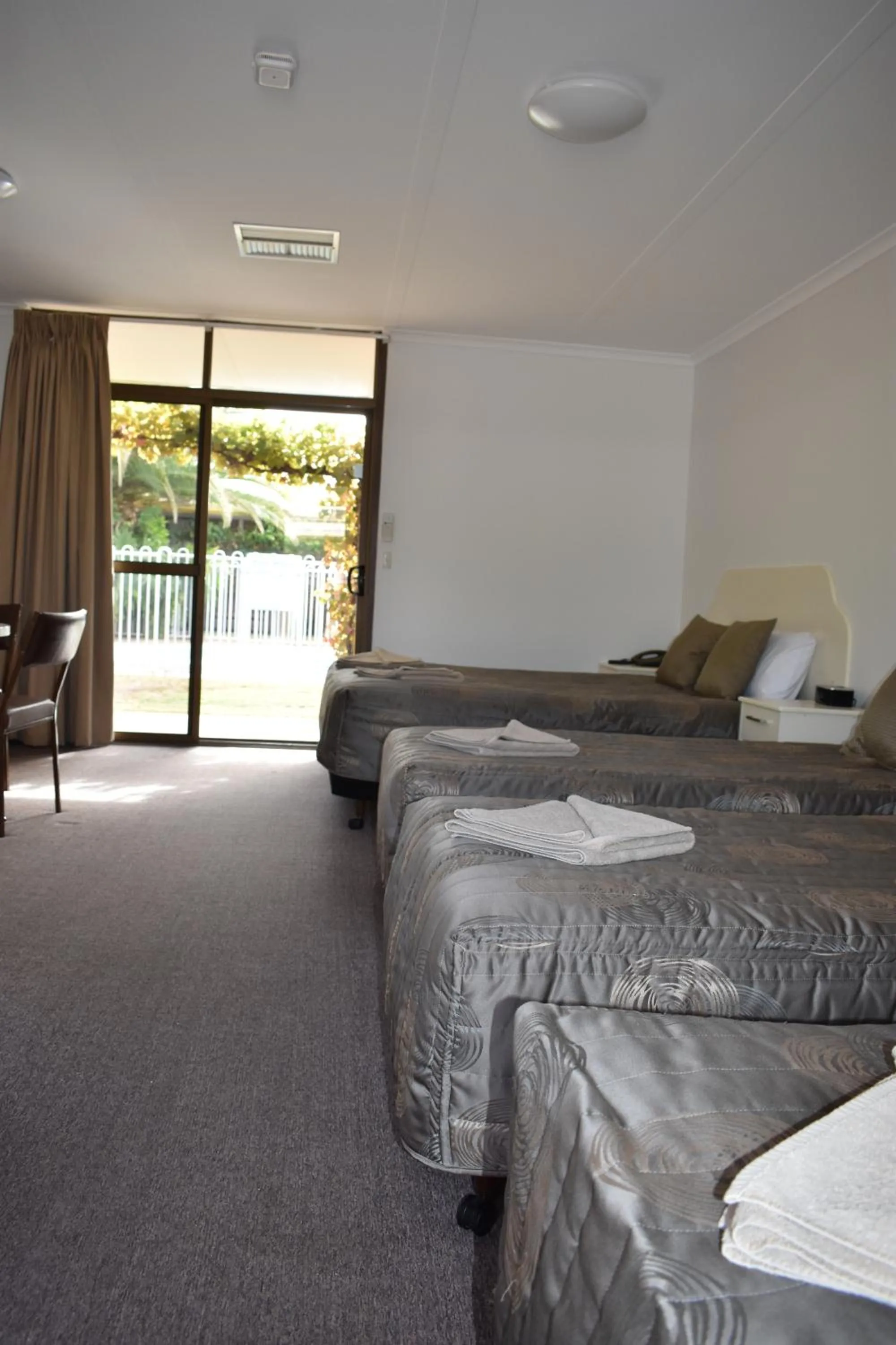 Bed in Roundhouse Motel