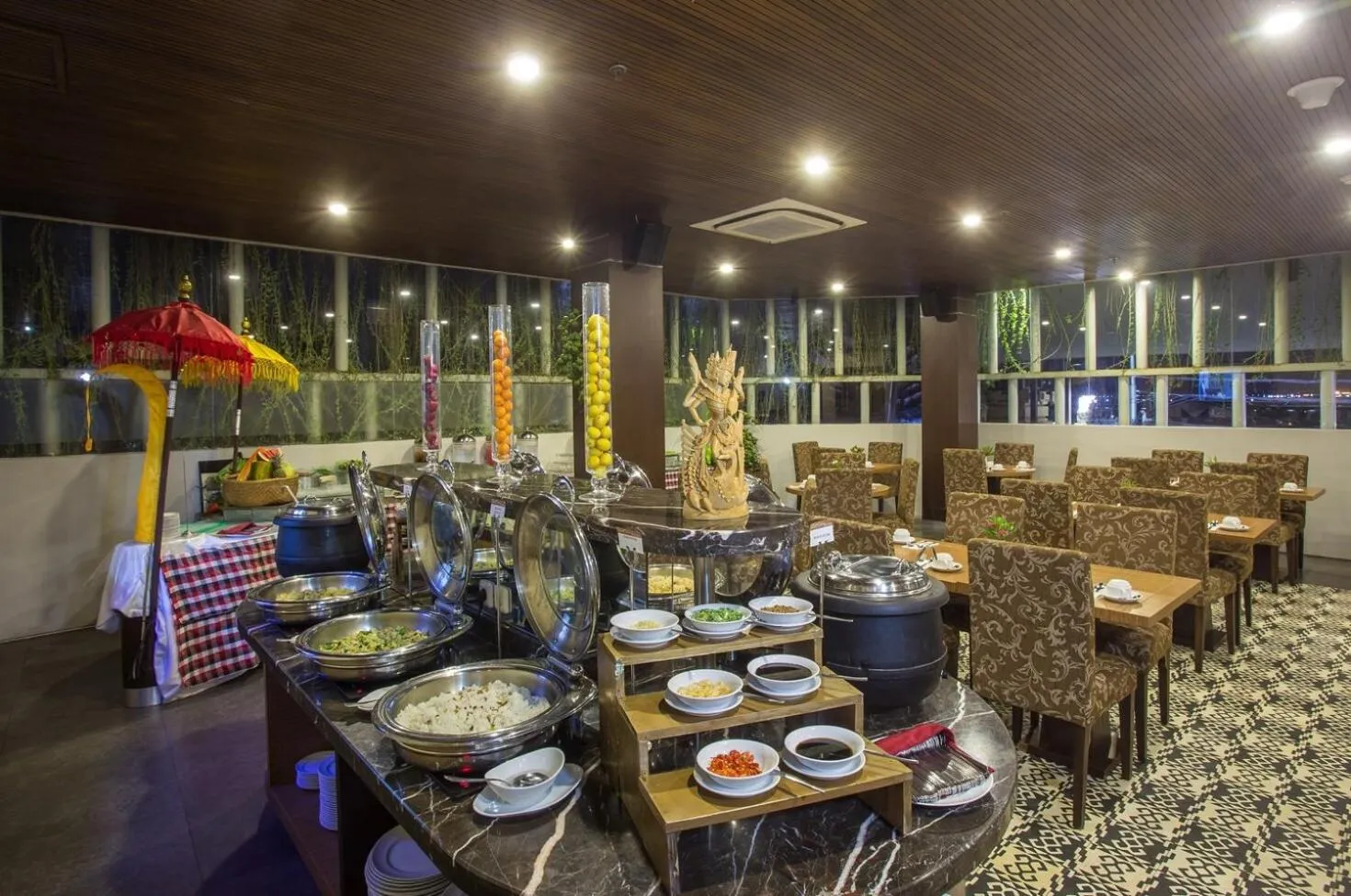 Restaurant/places to eat in The Lerina Hotel Nusa Dua
