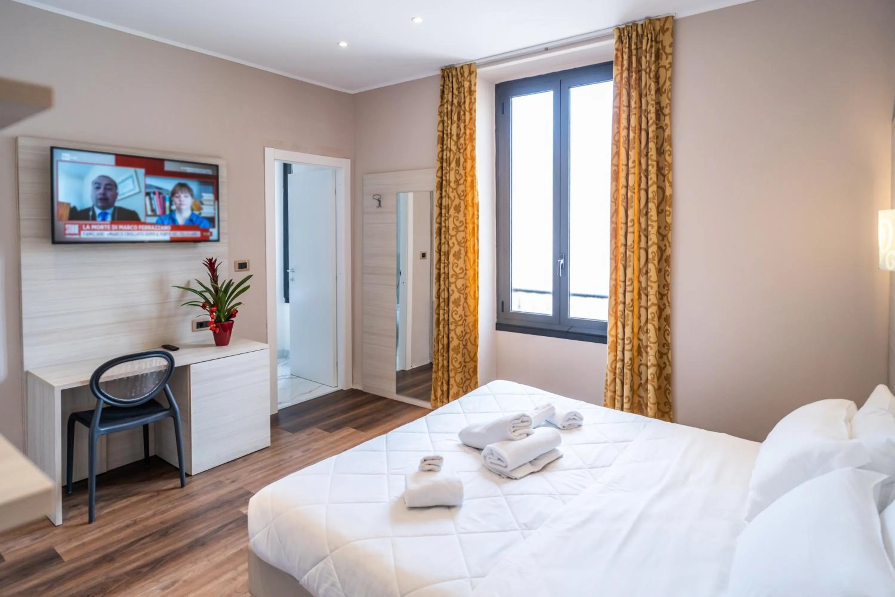 Bed in Hotel Globo Suite-Correnti hotels