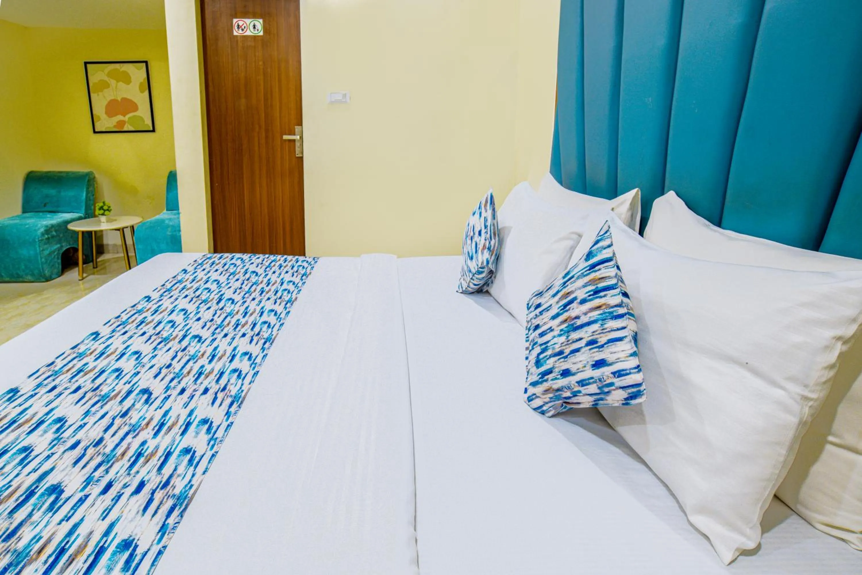 Bedroom, Bed in Hotel One Stay