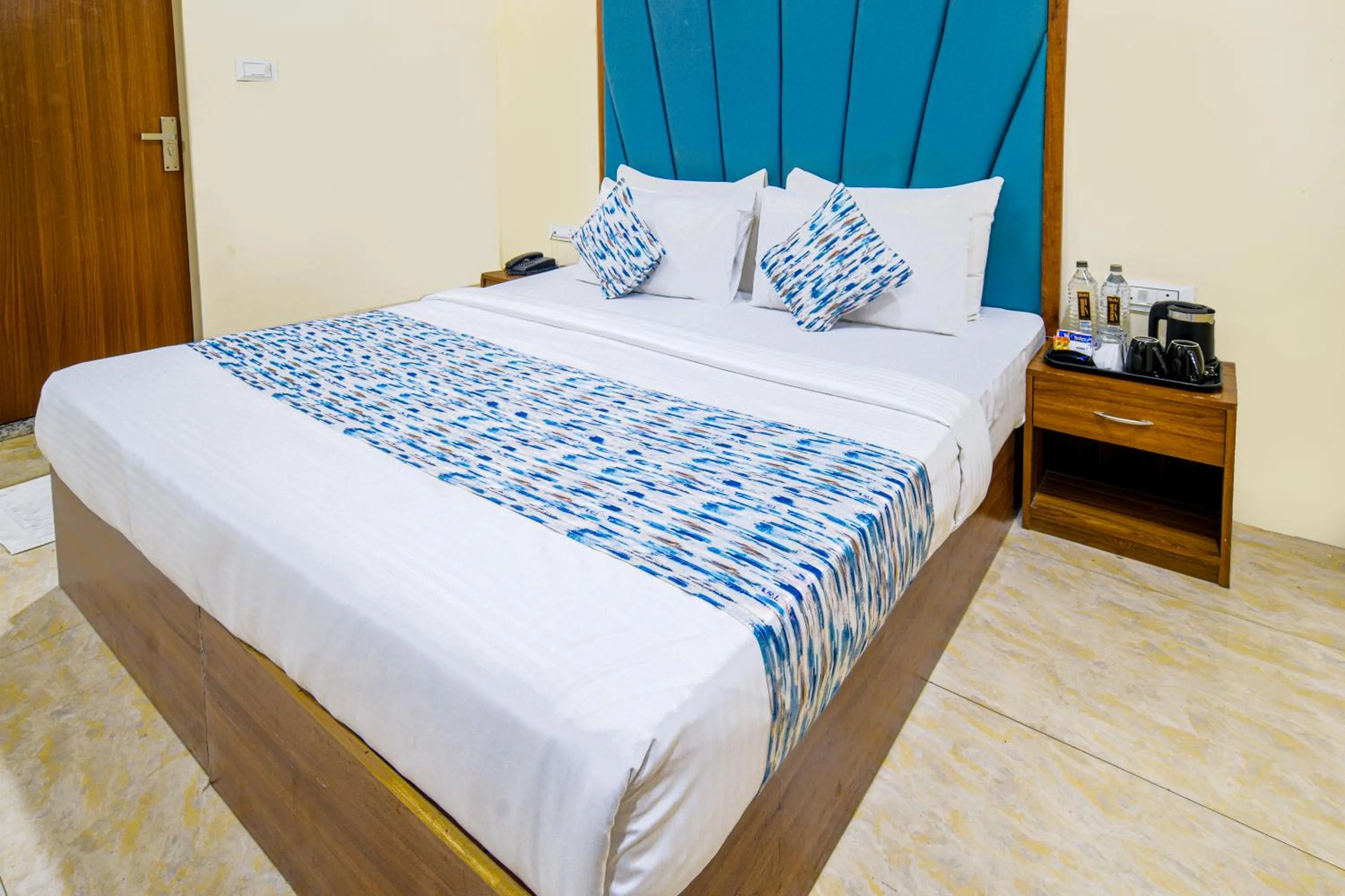 Bedroom, Bed in Hotel One Stay