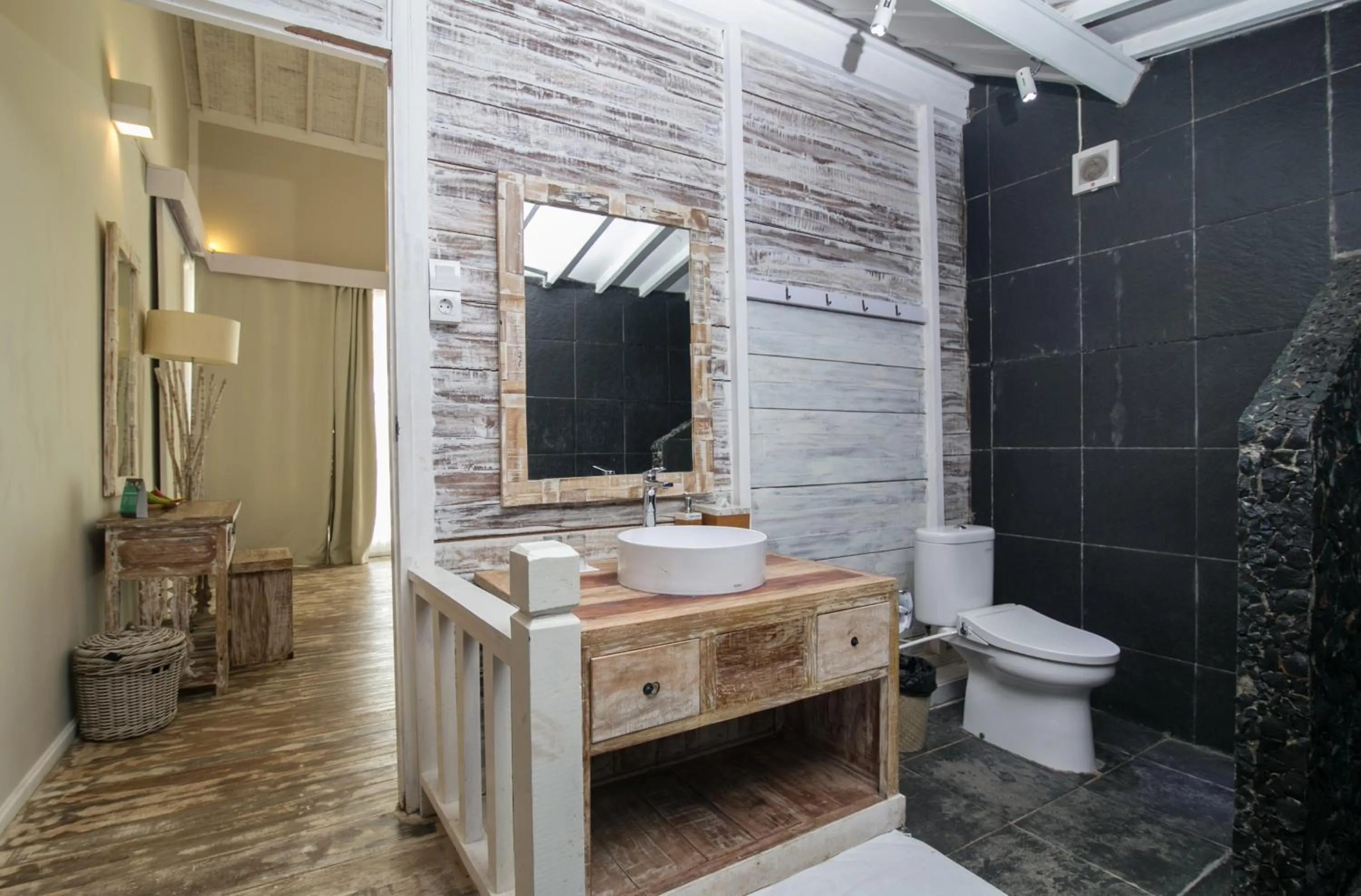 Open Air Bath in Sudamala Resort, Seraya, Flores