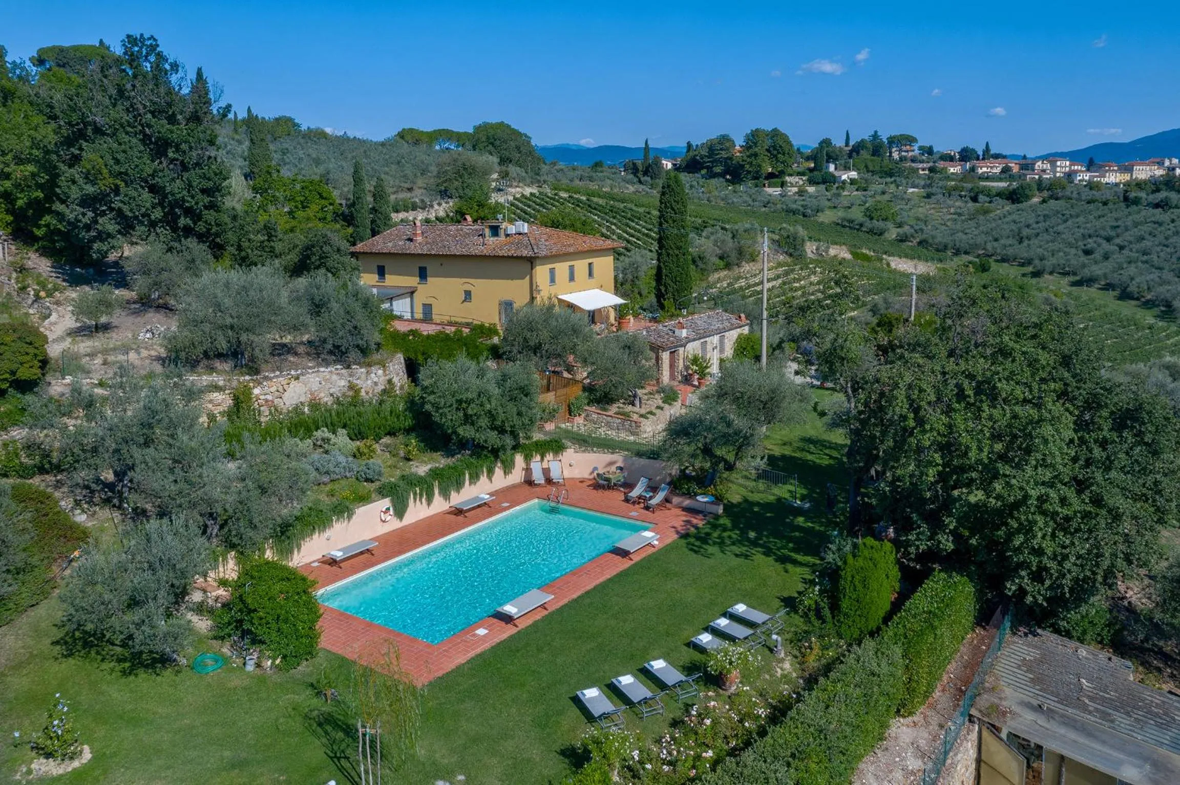 Swimming pool in La Casa Gialla
