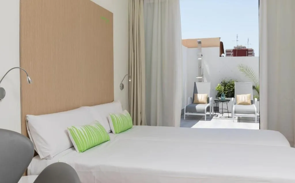 Bed in SmartRoom Barcelona