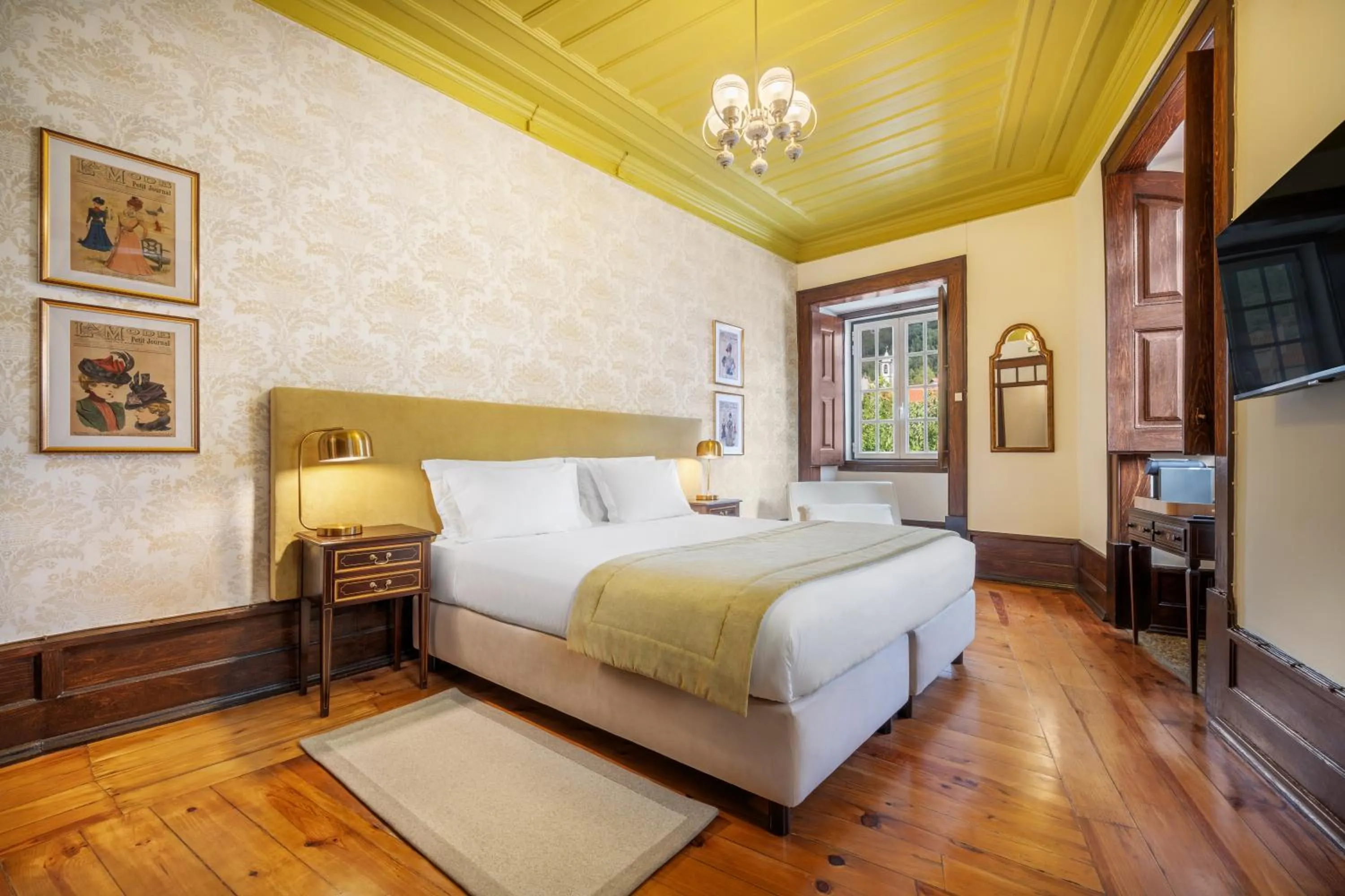 Bed in Solar das Tilias - Historic House