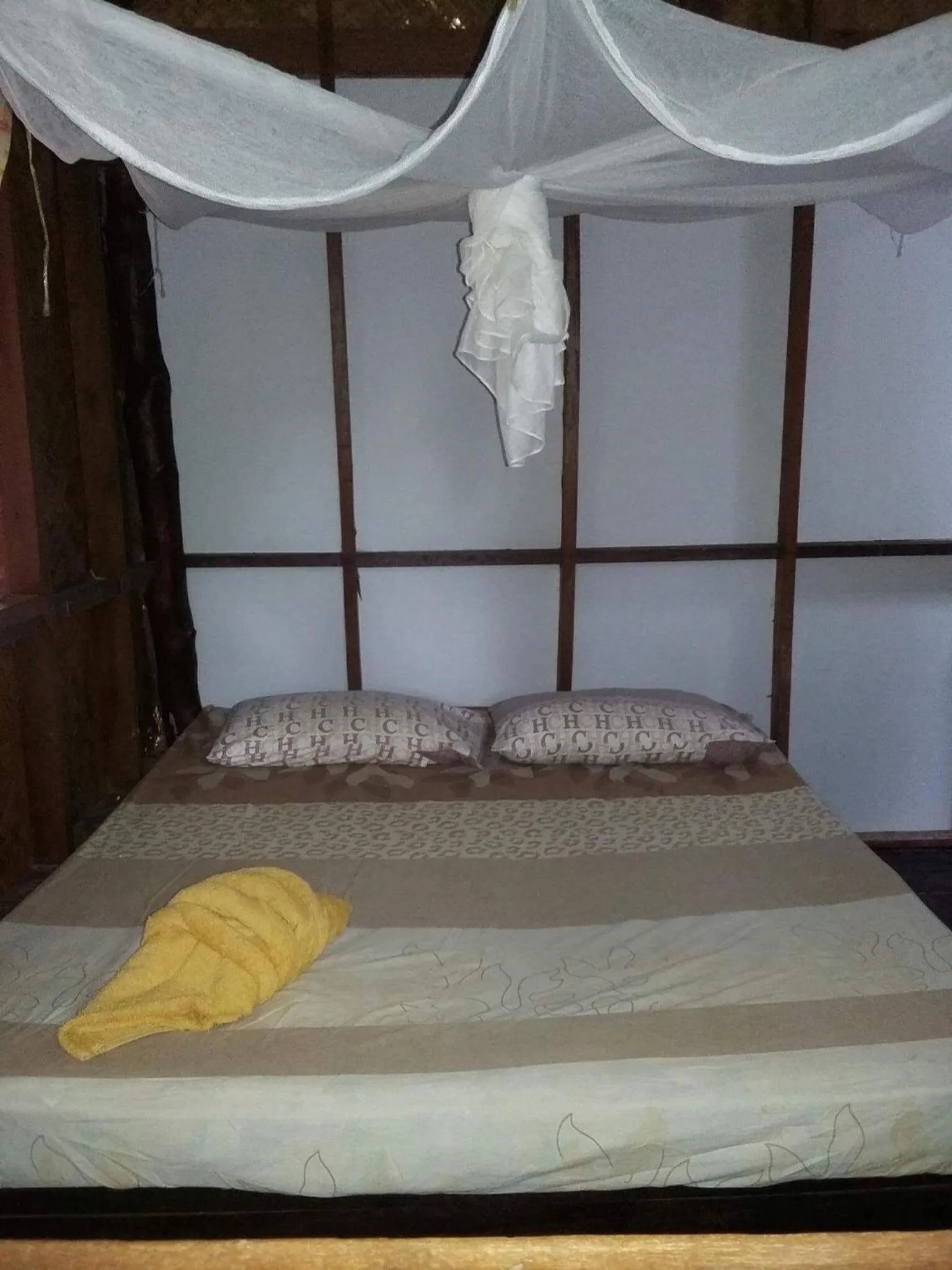 Photo of the whole room, Bed in Koh Chang Resort