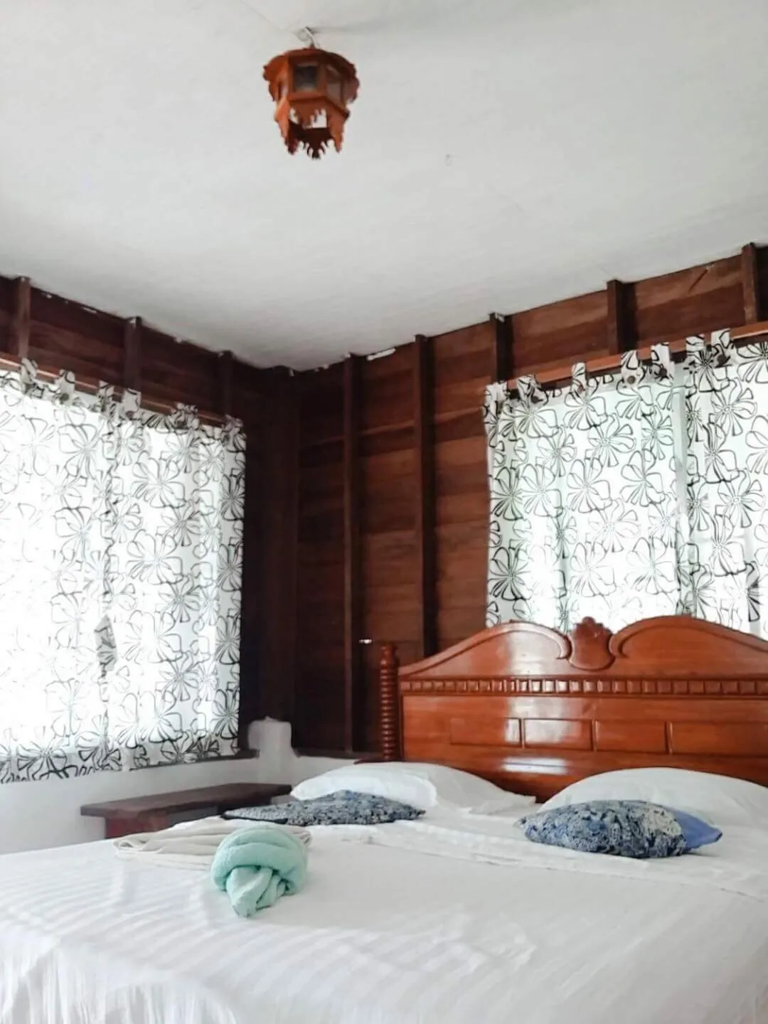 Bed in Koh Chang Resort