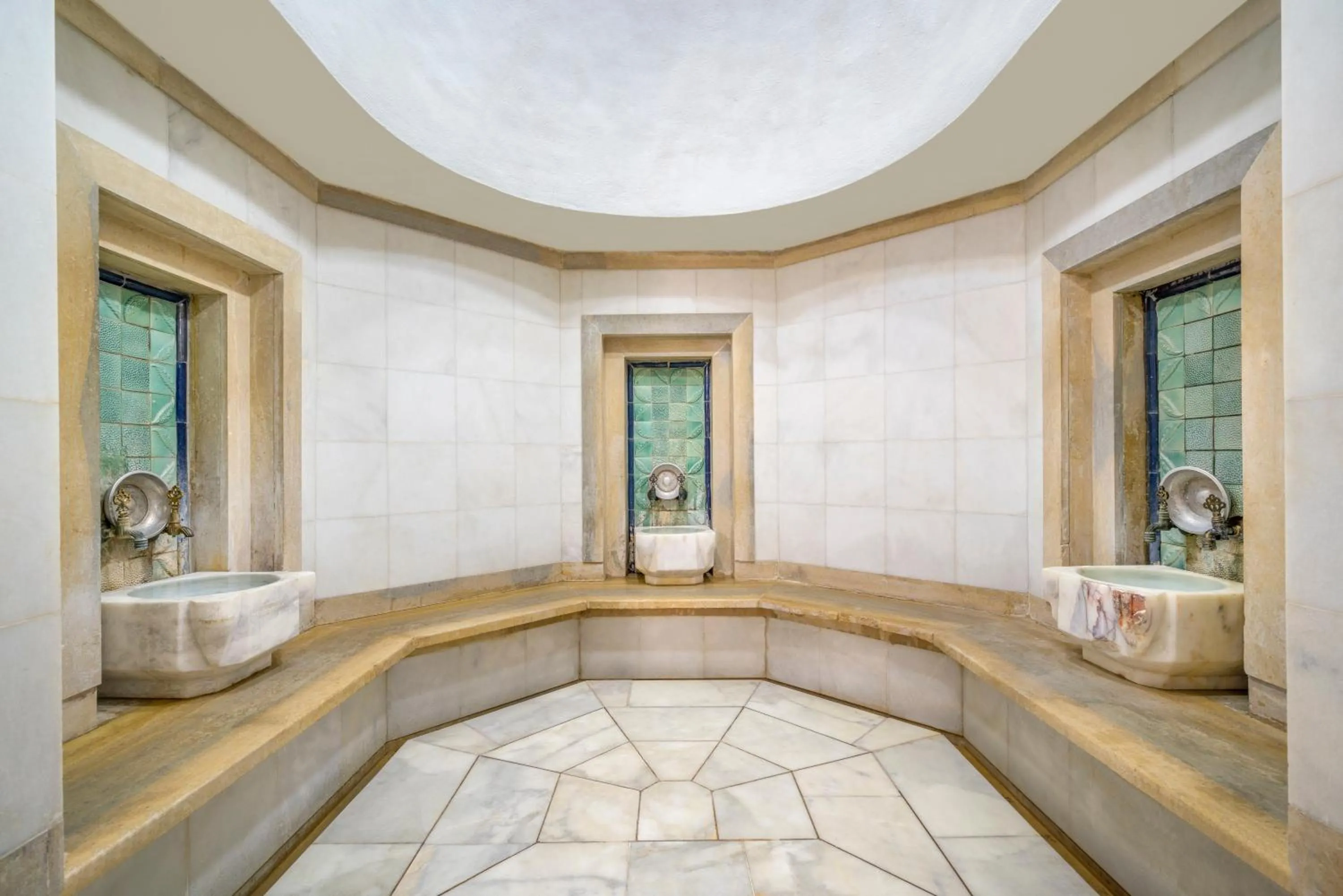 Spa and wellness centre/facilities, Bed in Green Max Hotel