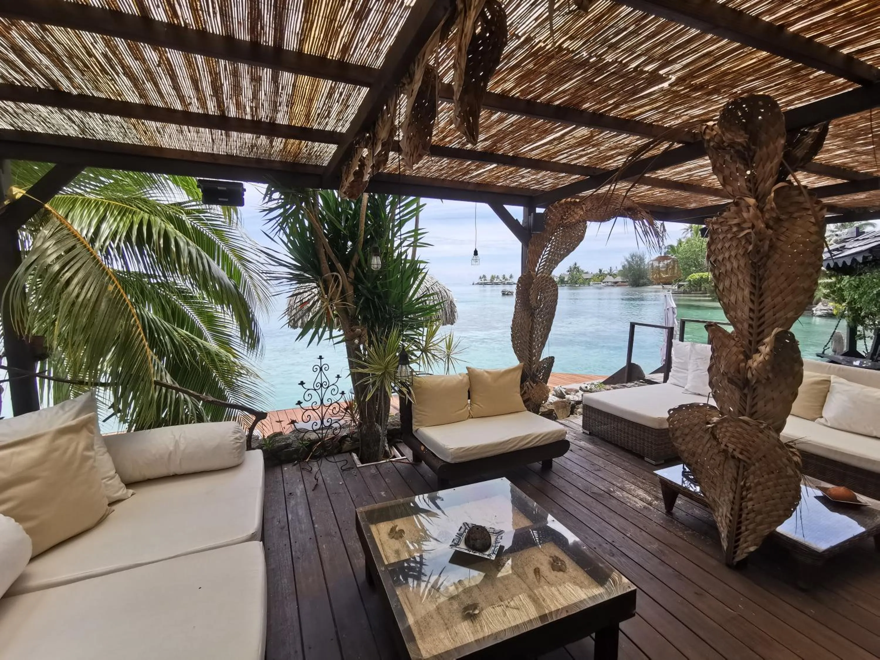 Patio in Hôtel Fenua Mata'i'oa