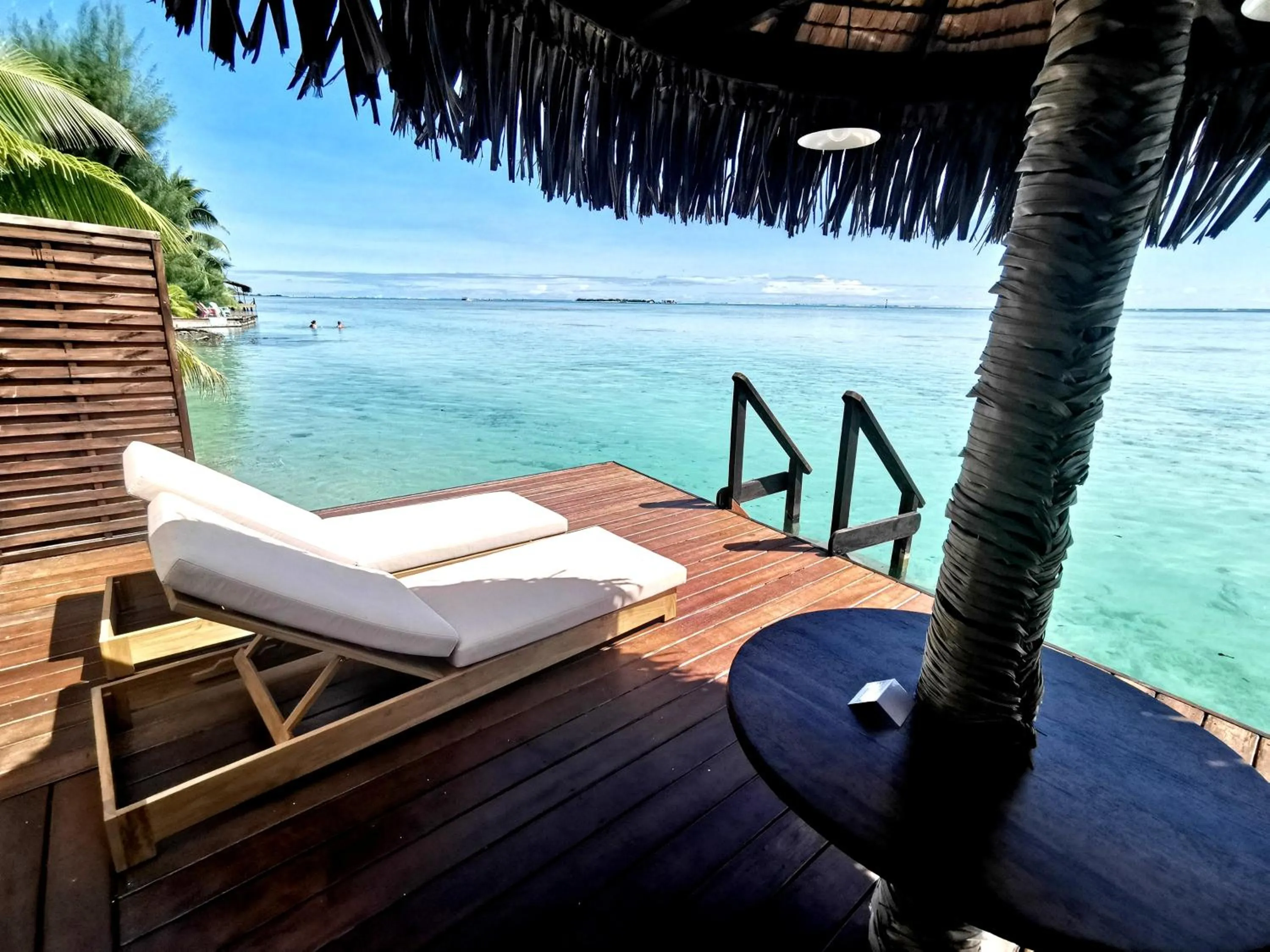 Patio in Hôtel Fenua Mata'i'oa