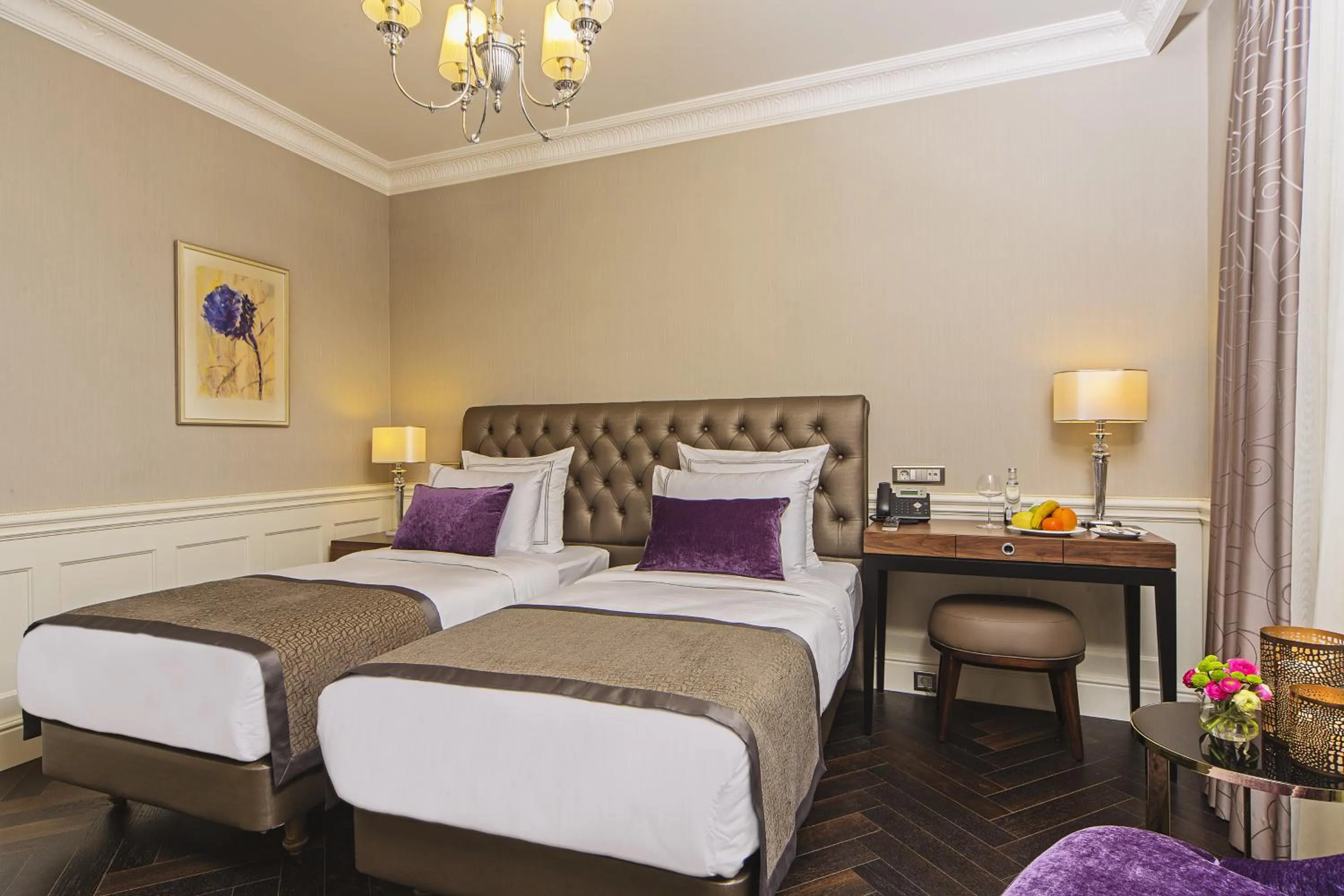 Bedroom, Bed in Meroddi Bağdatlıyan - 1892 Heritage Rooms by Galata Tower