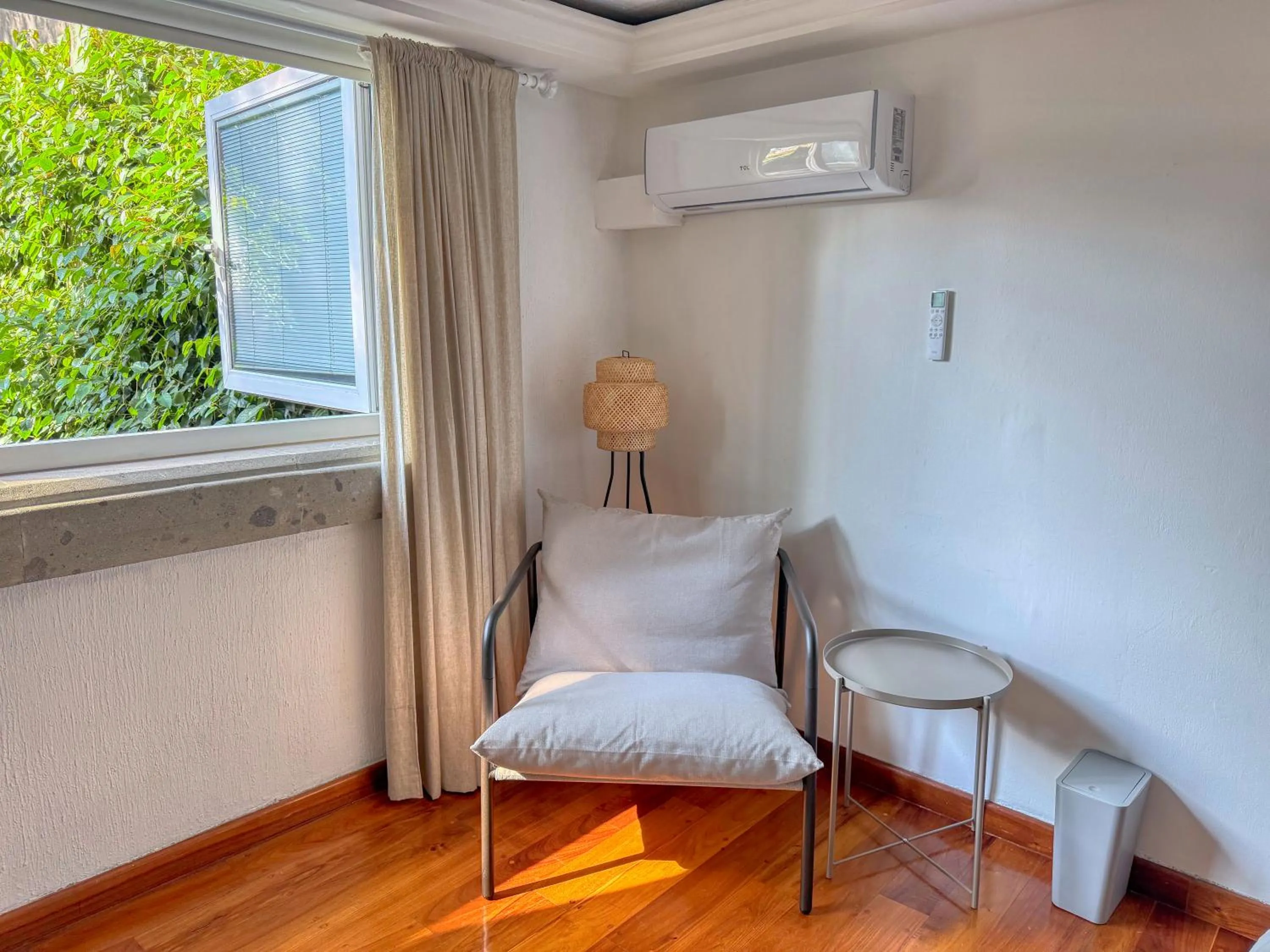 TV and multimedia in Hotel Boutique Casa Alebrije