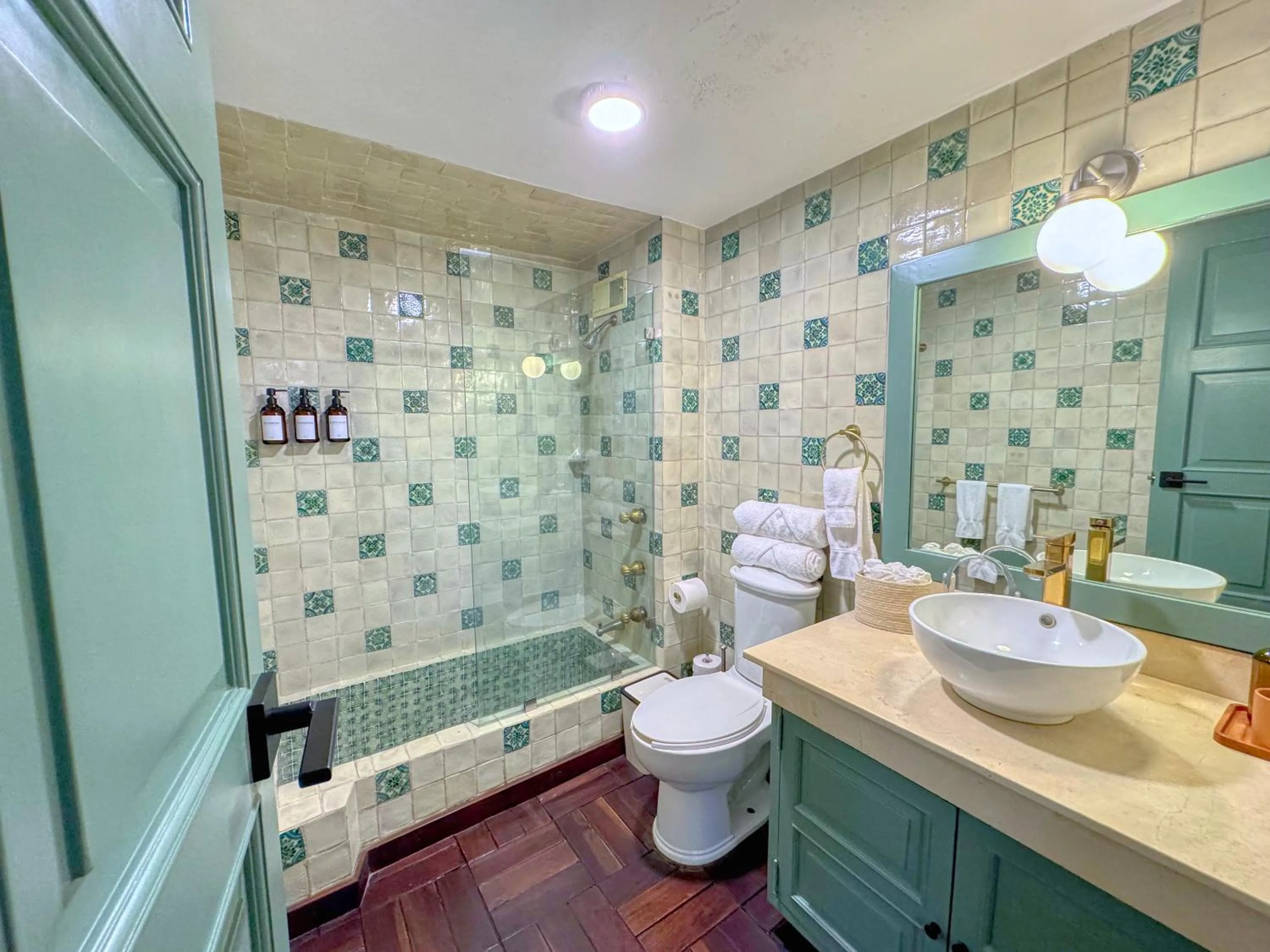 Shower in Hotel Boutique Casa Alebrije