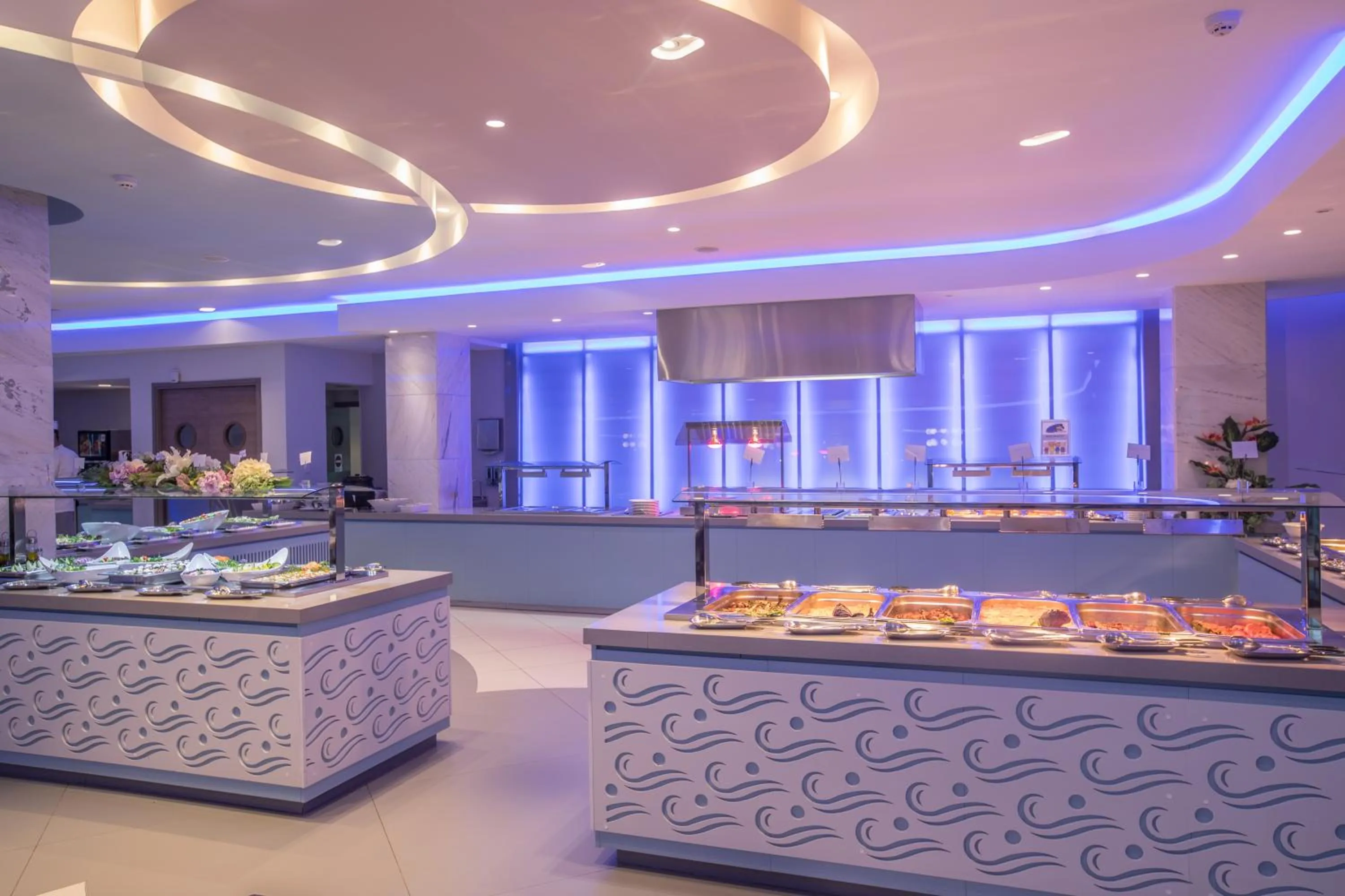 Restaurant/places to eat in Vassos Nissi Plage Hotel & Spa