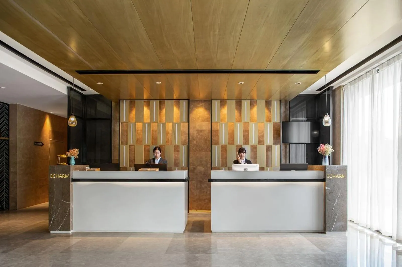 Seating area in Echarm Hotel Kunming Changshui International Airport