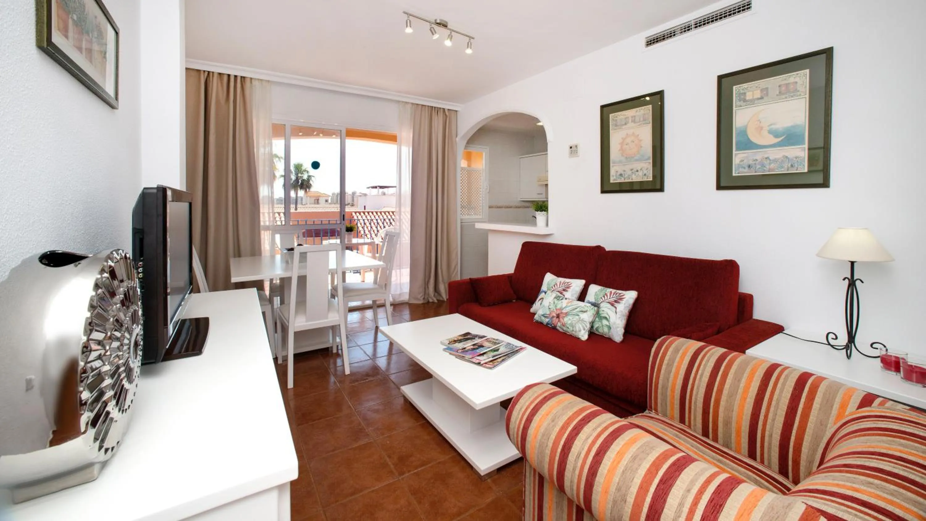 TV and multimedia in Leo Islamar