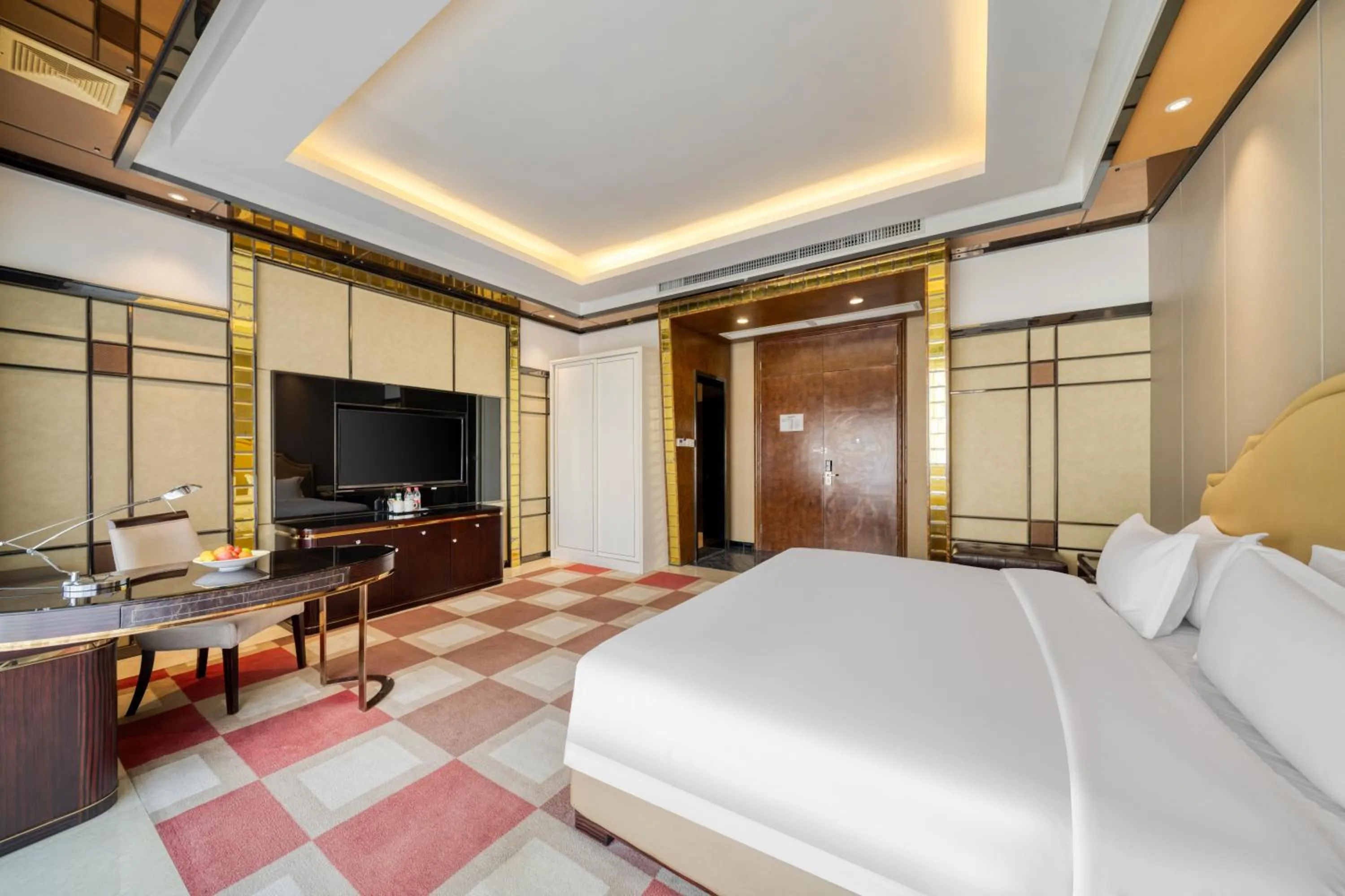 TV and multimedia in Dayhello Hotel Shenzhen Shekou