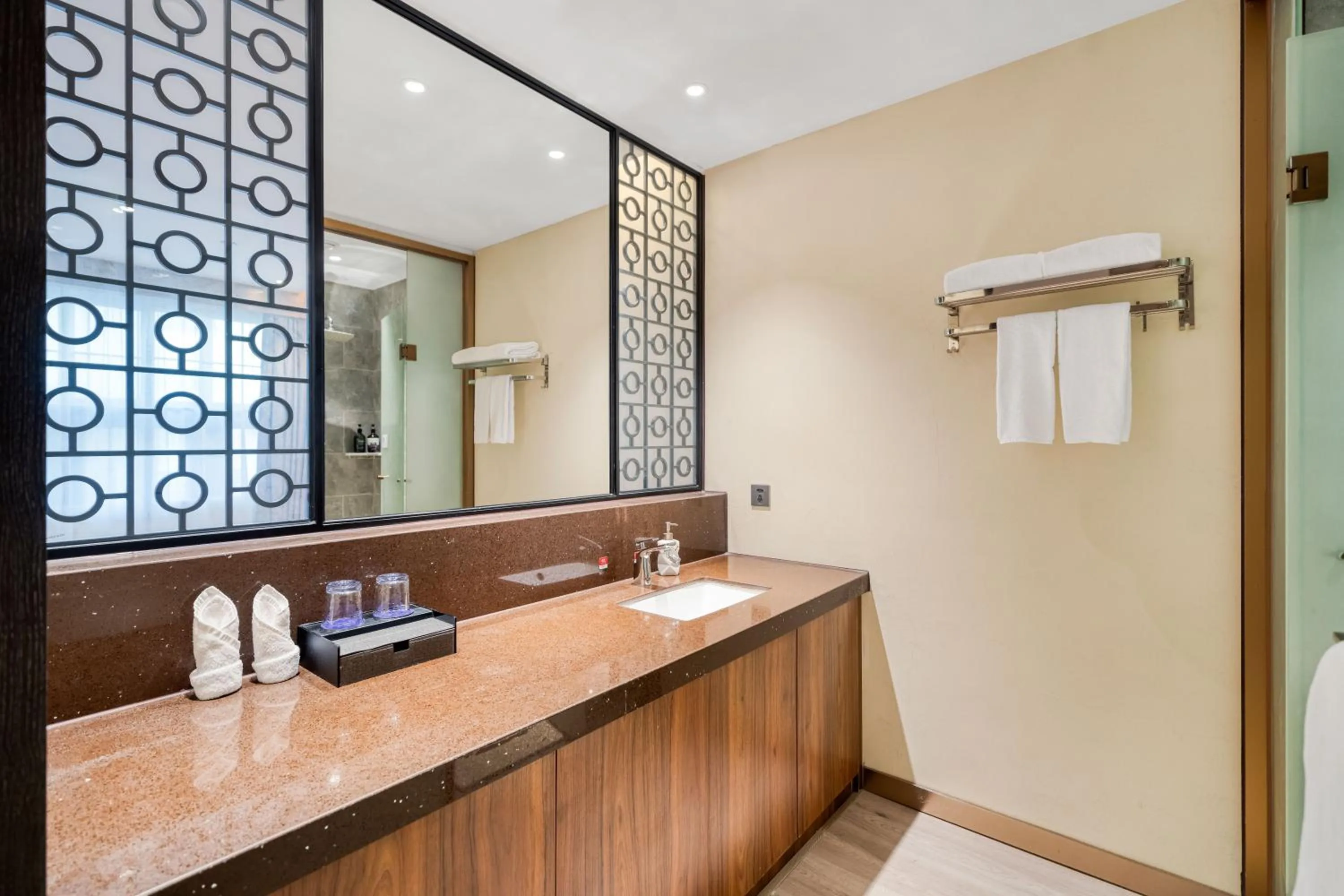 Area and facilities in Dayhello Hotel Shenzhen Shekou