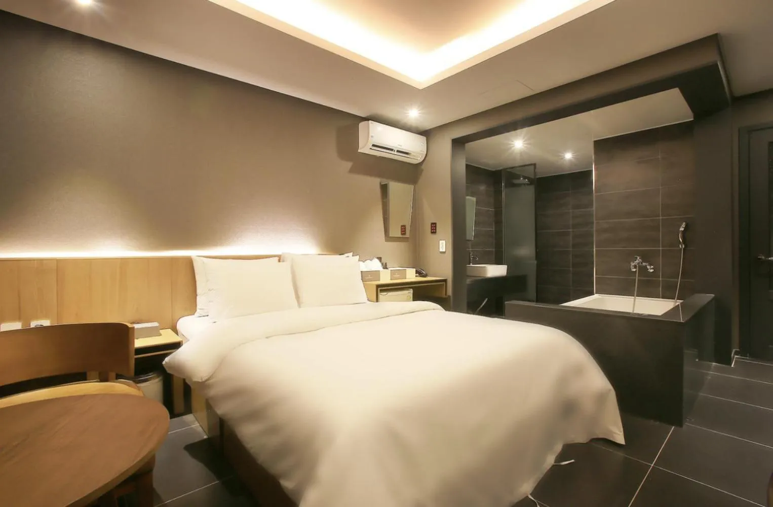 Bed in Zenith Hotel Bupyeong
