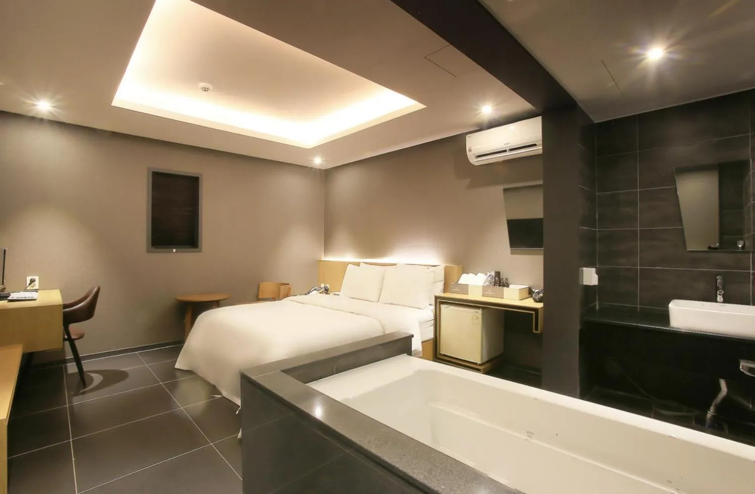 Bed in Zenith Hotel Bupyeong