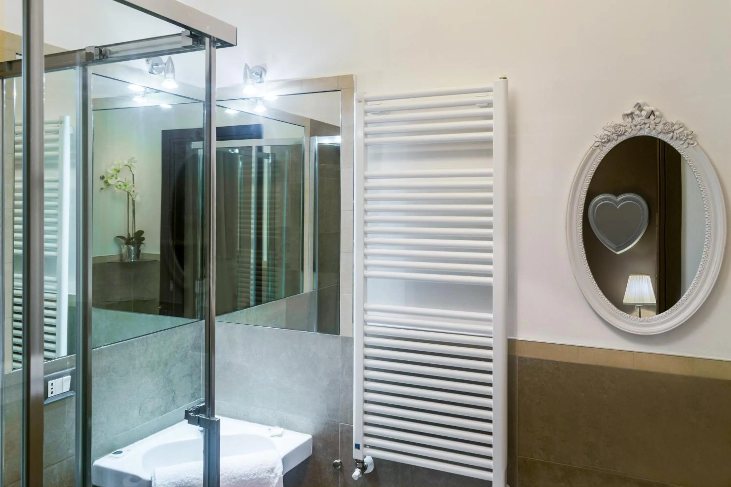 Bathroom in 051 Room & Breakfast