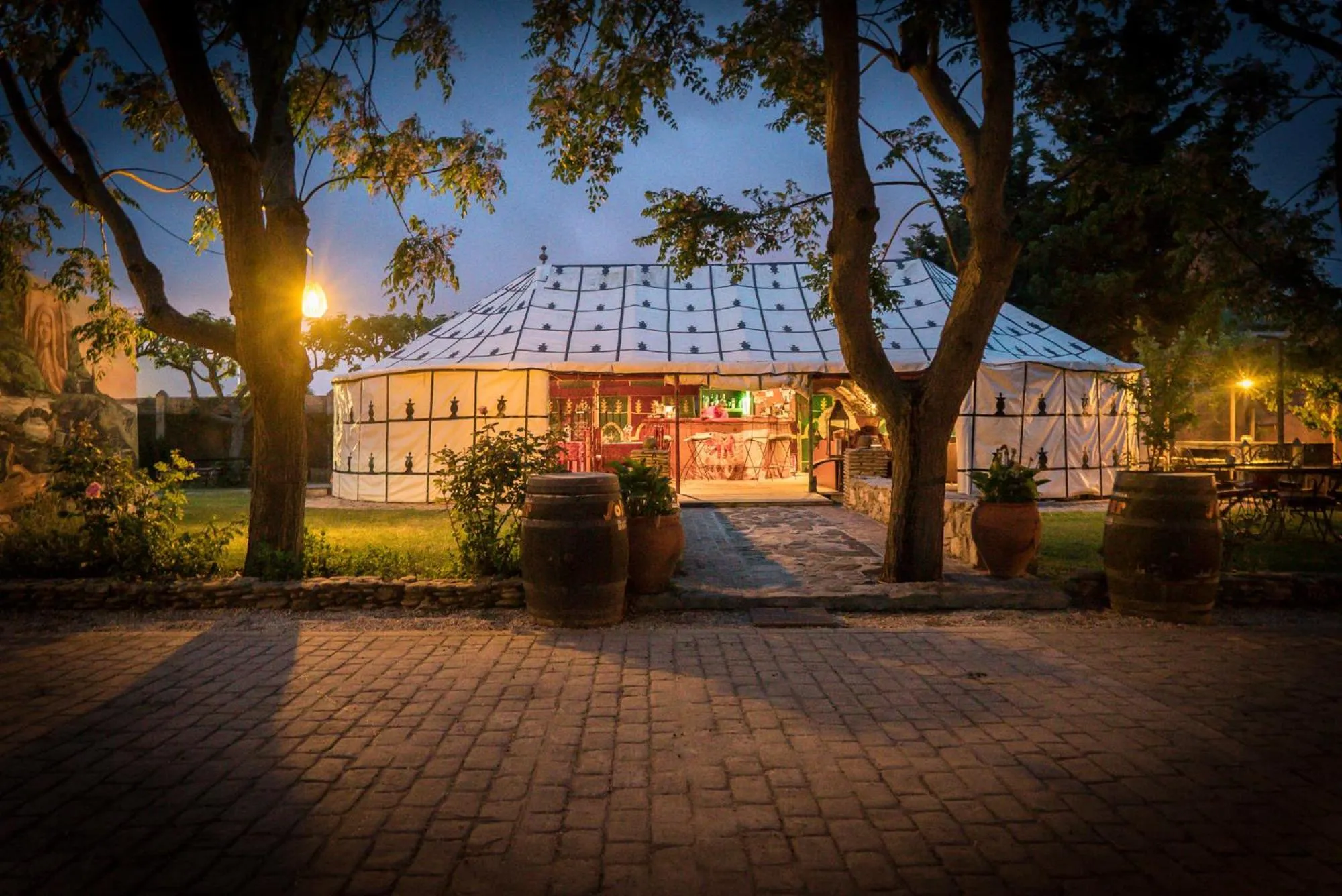 Communal lounge/ TV room in Paraiso Perdido