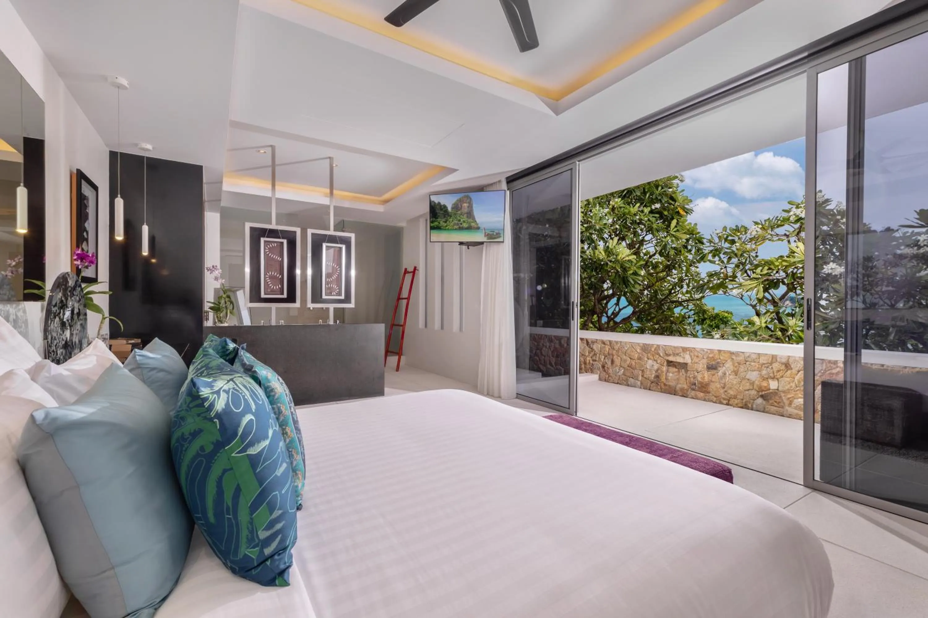 Photo of the whole room in Villa Sangkachai