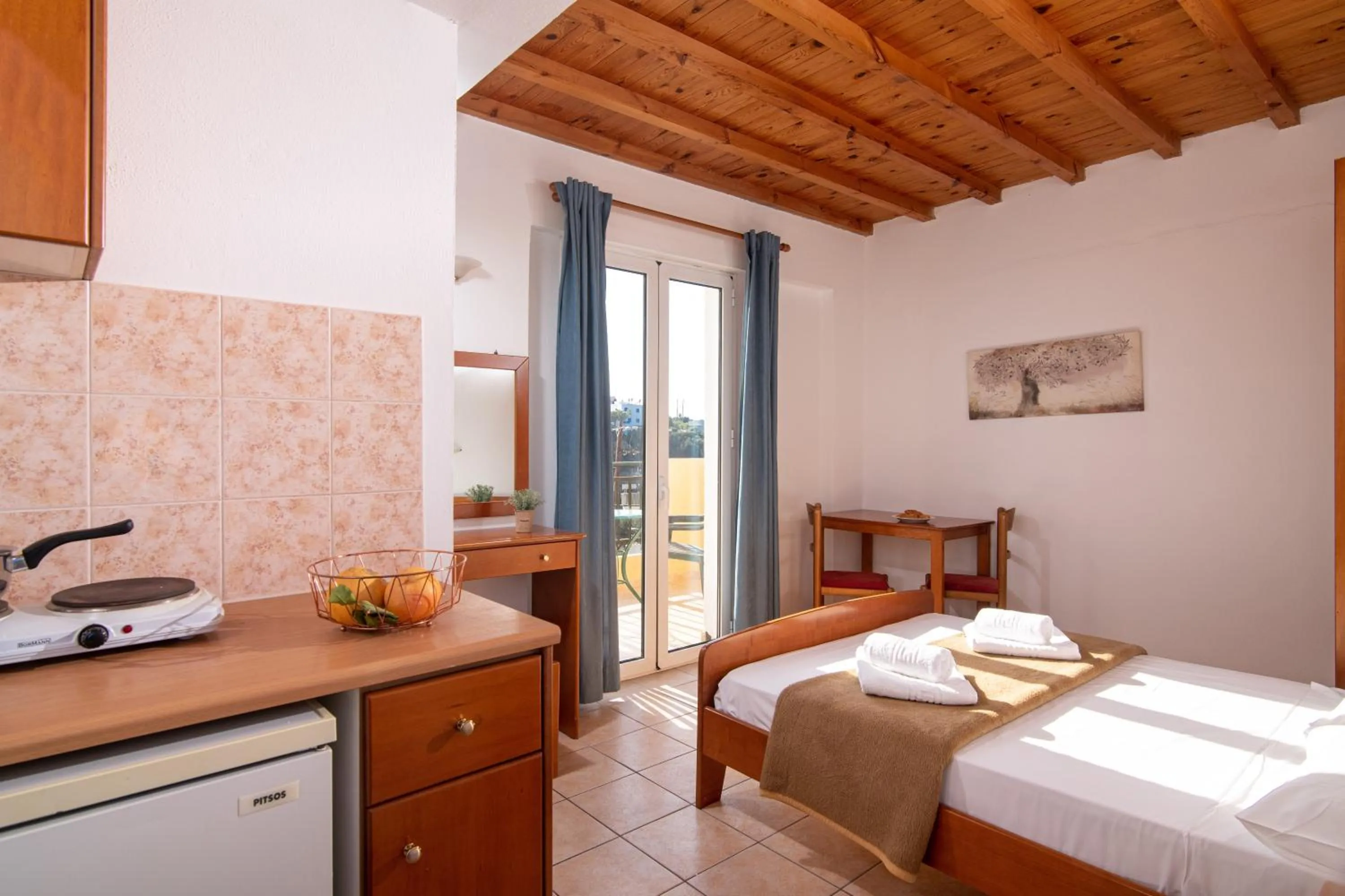 Bed in Golden Valentin Apartments