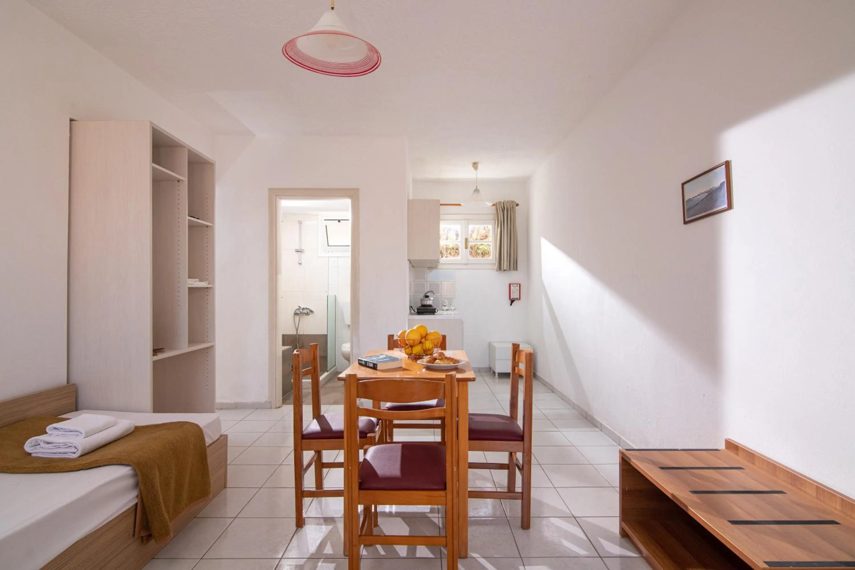 Coffee/tea facilities, Bed in Golden Valentin Apartments