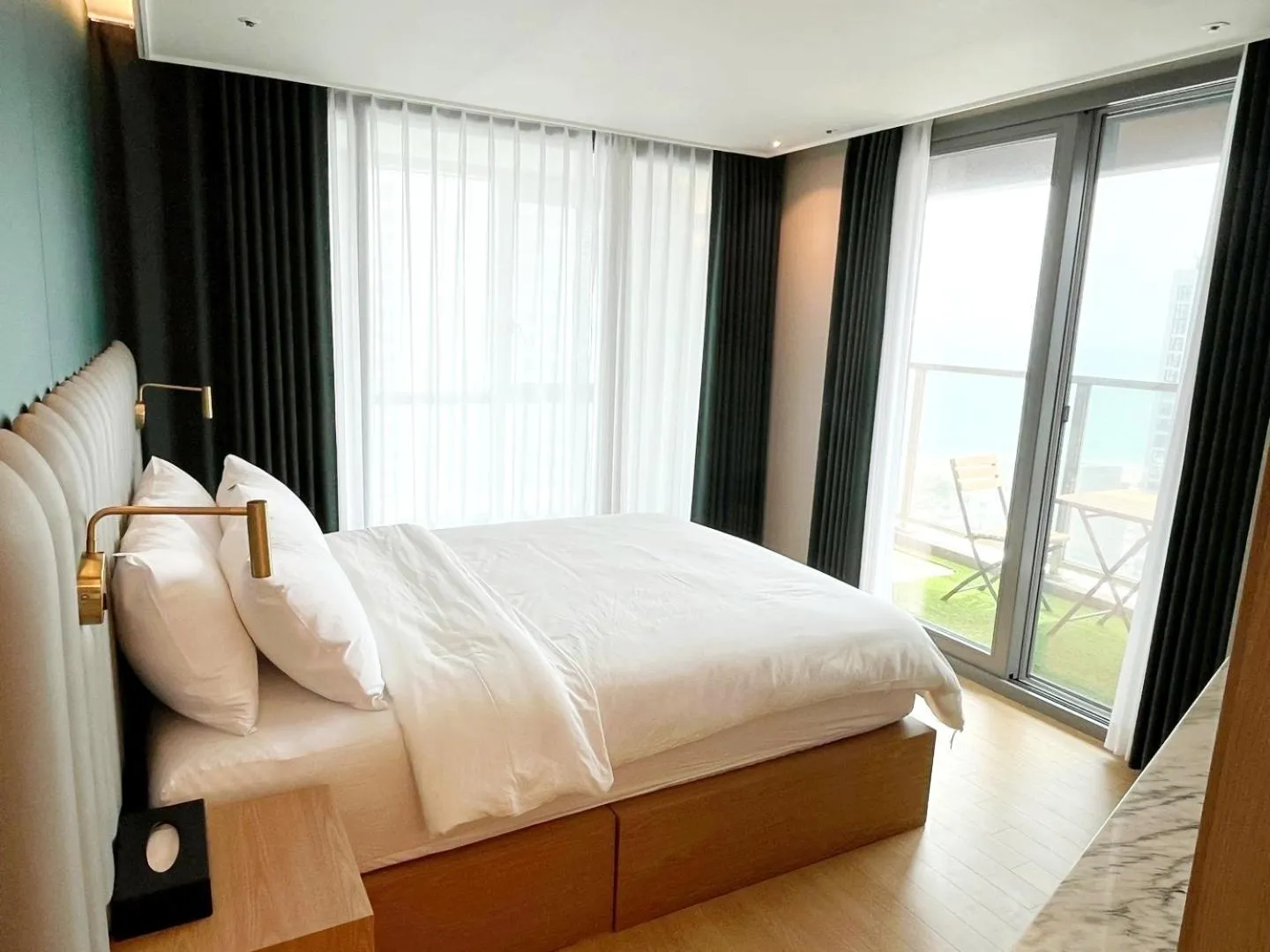 Bedroom, Bed in Haeundae Lamer Stay
