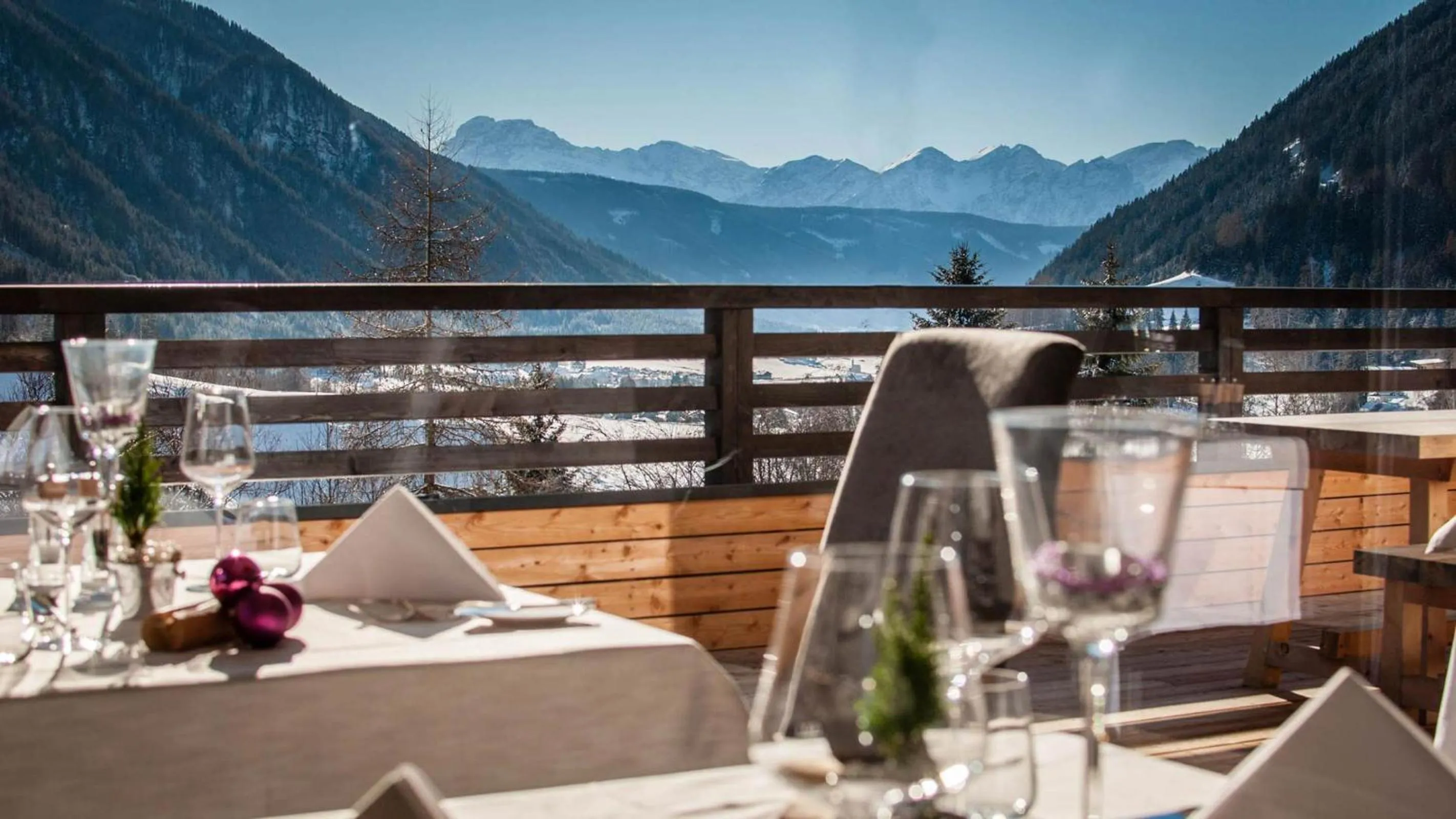 Restaurant/places to eat in La Casies Mountain Hotel